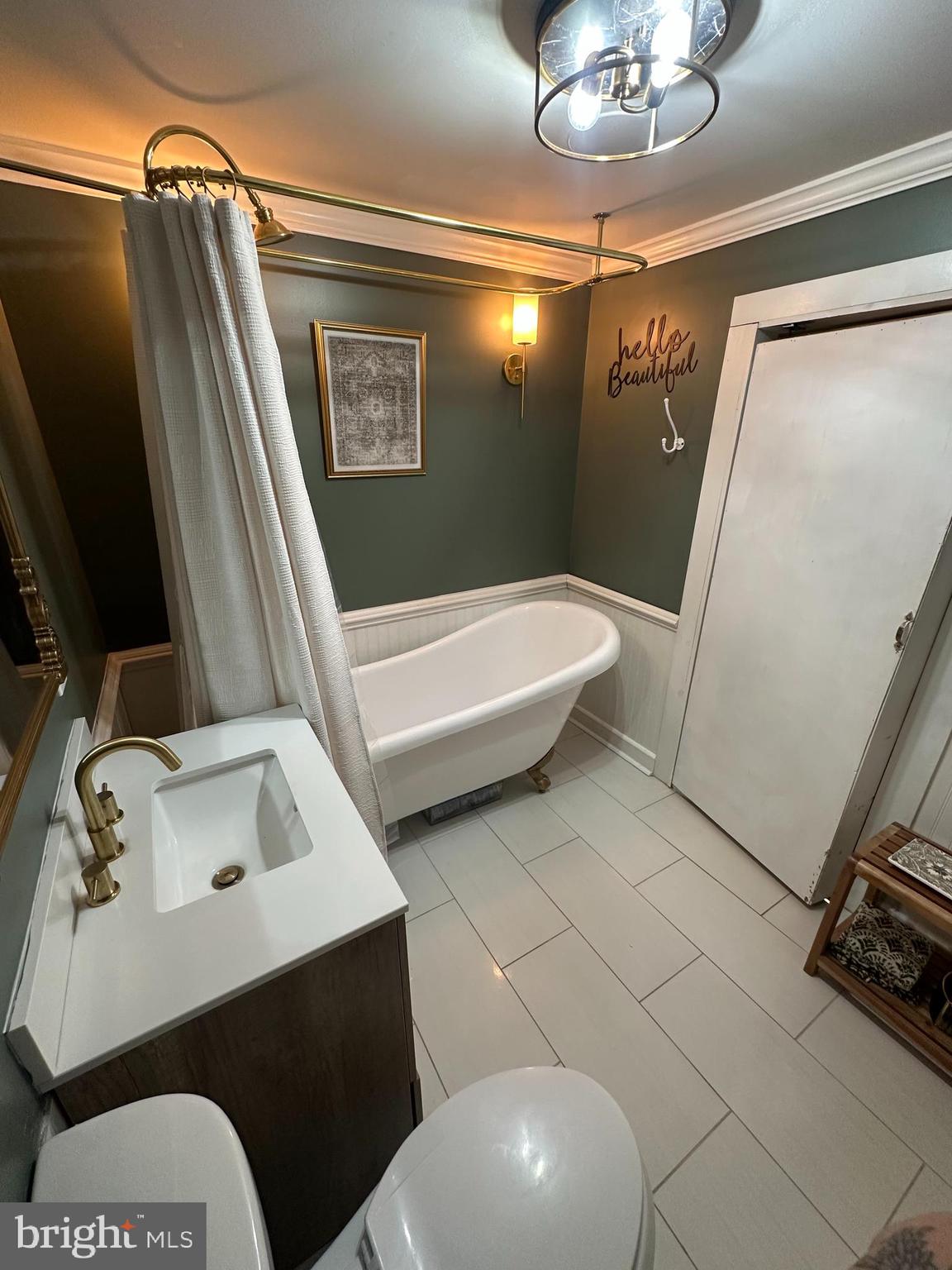 723 NEWPORTVILLE ROAD