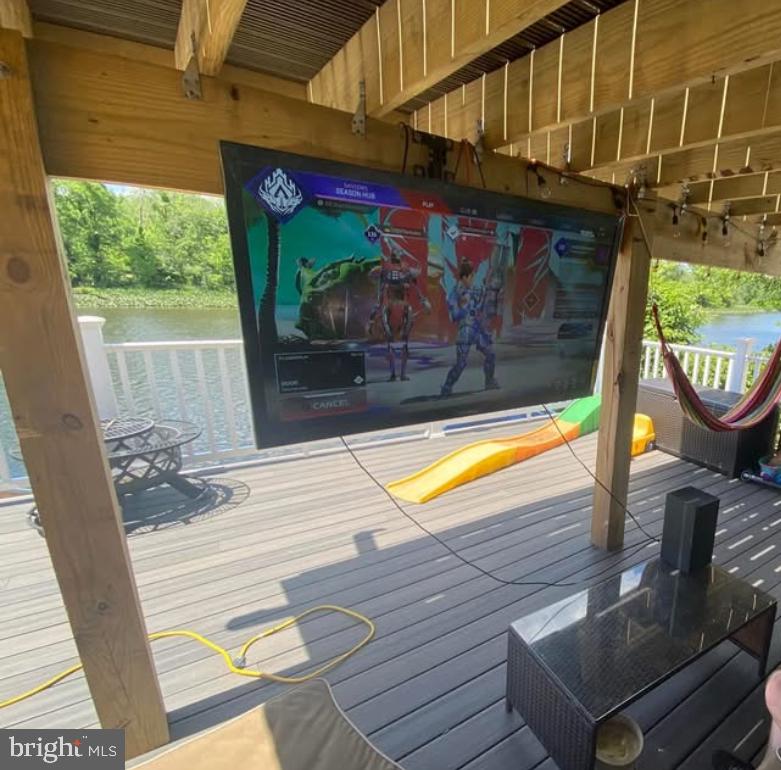 723 NEWPORTVILLE ROAD