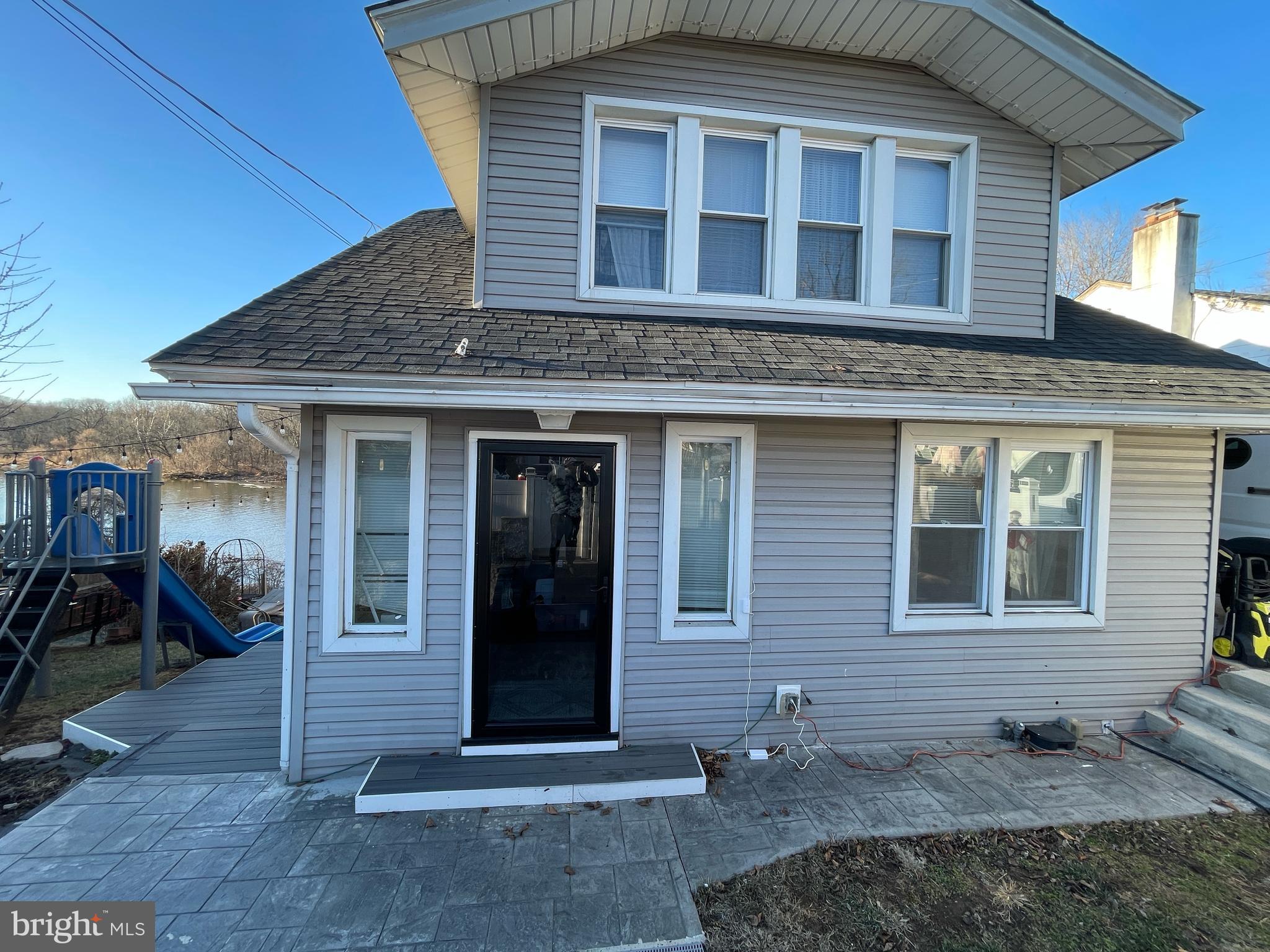 723 NEWPORTVILLE ROAD