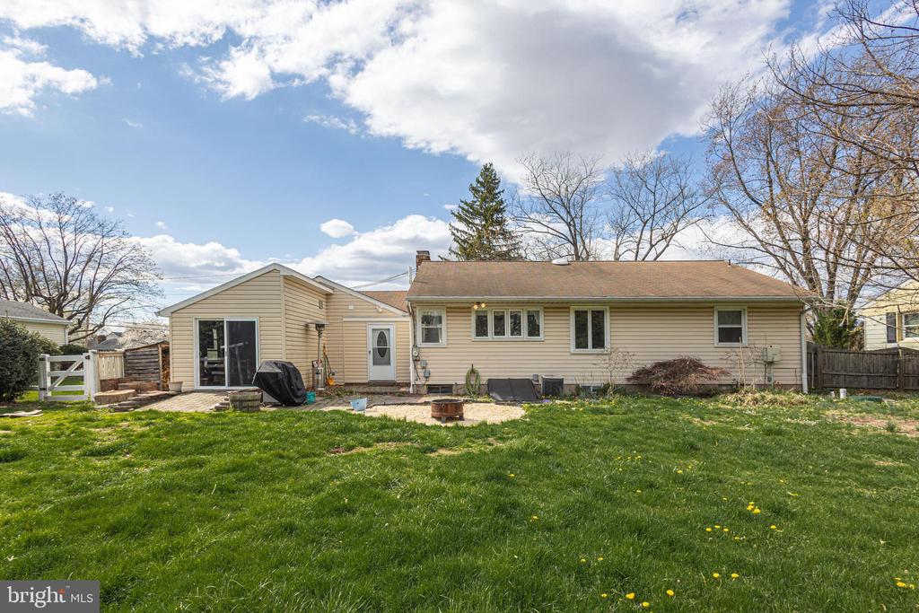 262 E BRANCH ROAD