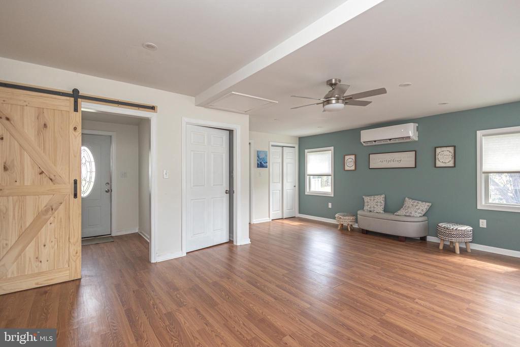 262 E BRANCH ROAD