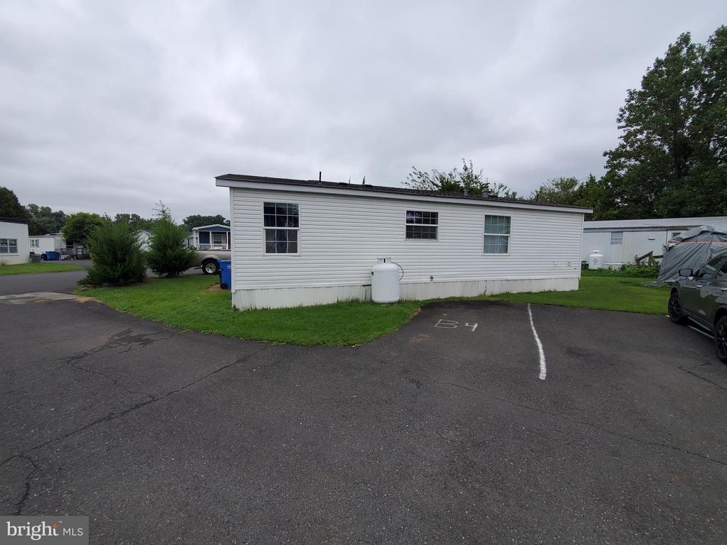 1446 GIBSON ROAD B4