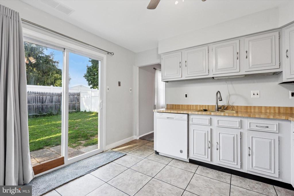 5762 PRESCOTT COURT