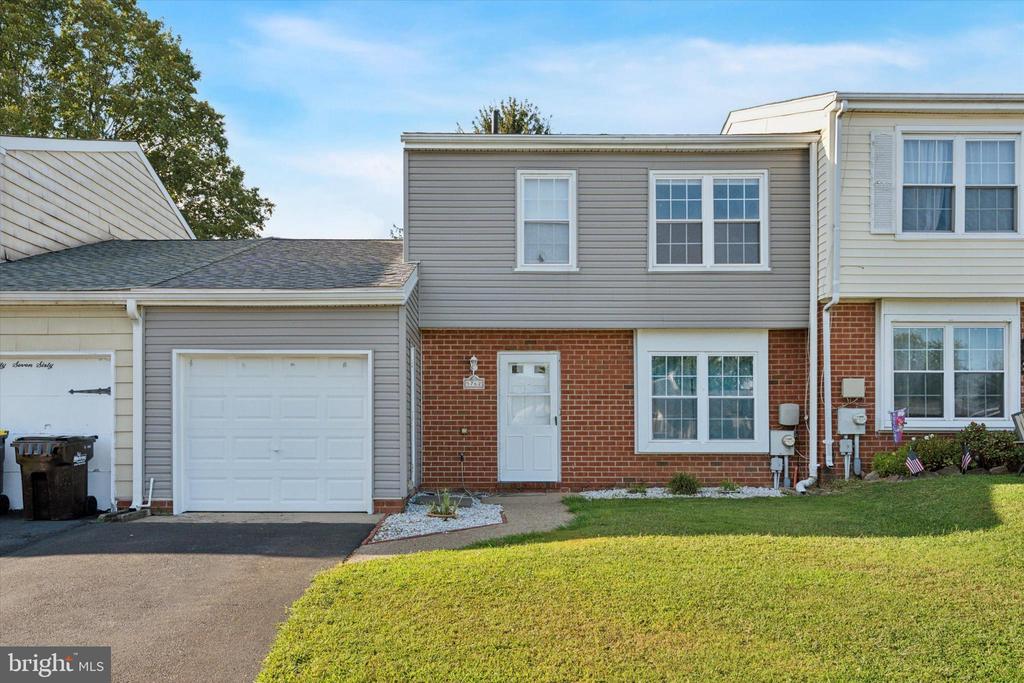 5762 PRESCOTT COURT