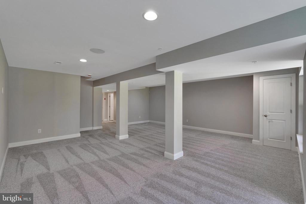 353 W BOULDER DRIVE