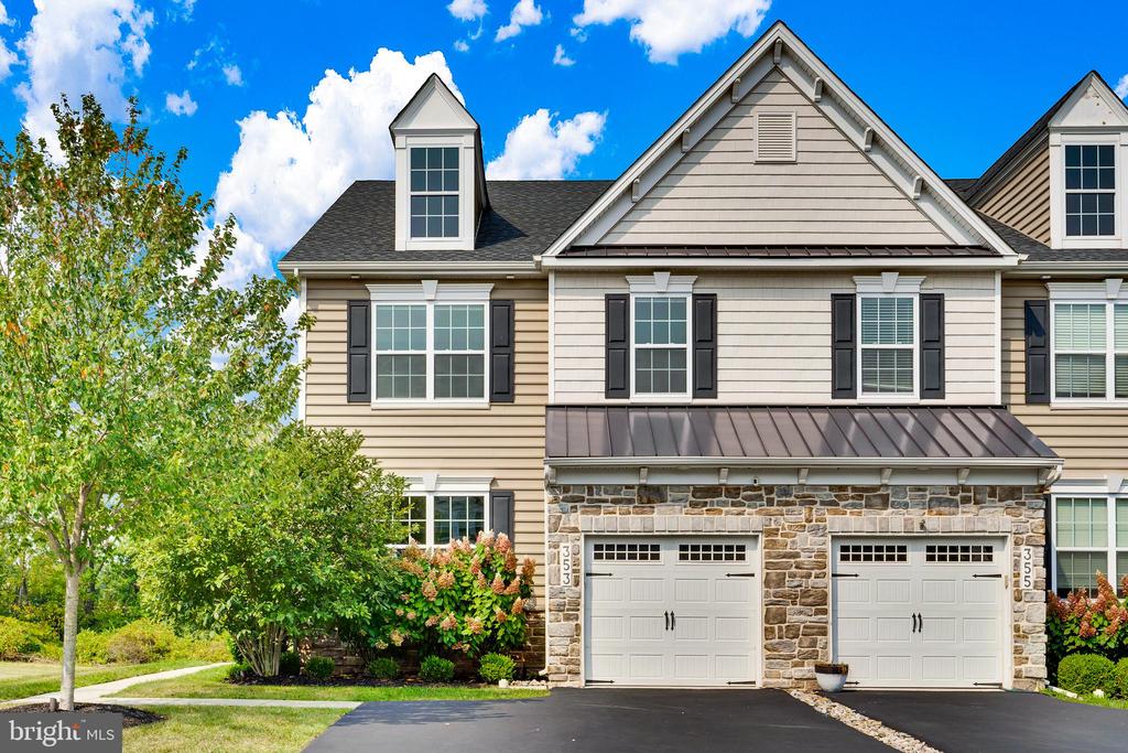353 W BOULDER DRIVE