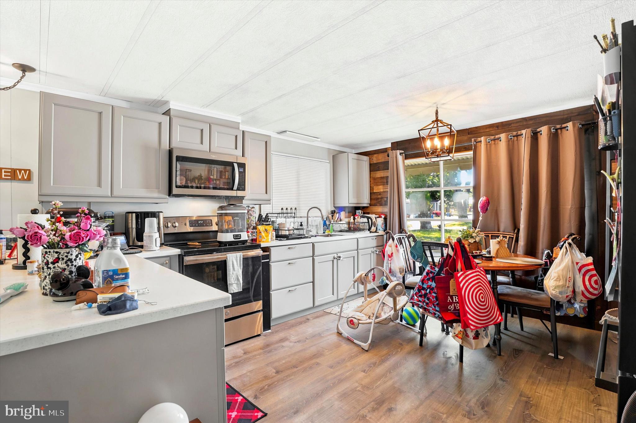 302 WILSON DRIVE