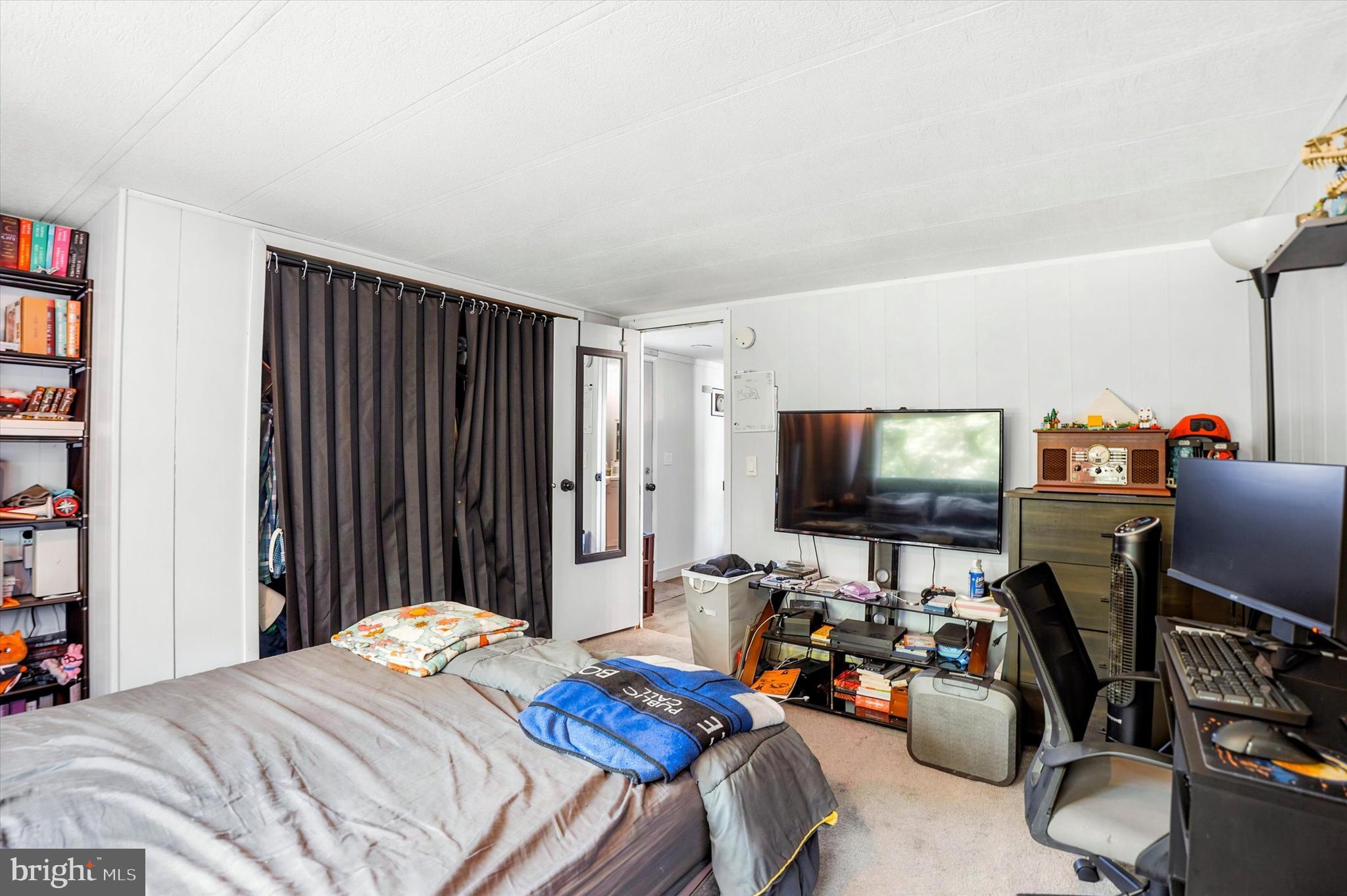 302 WILSON DRIVE