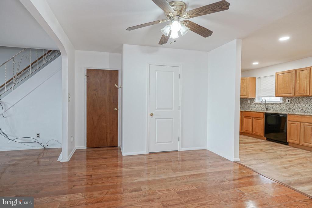 4653 PENNYPACK STREET