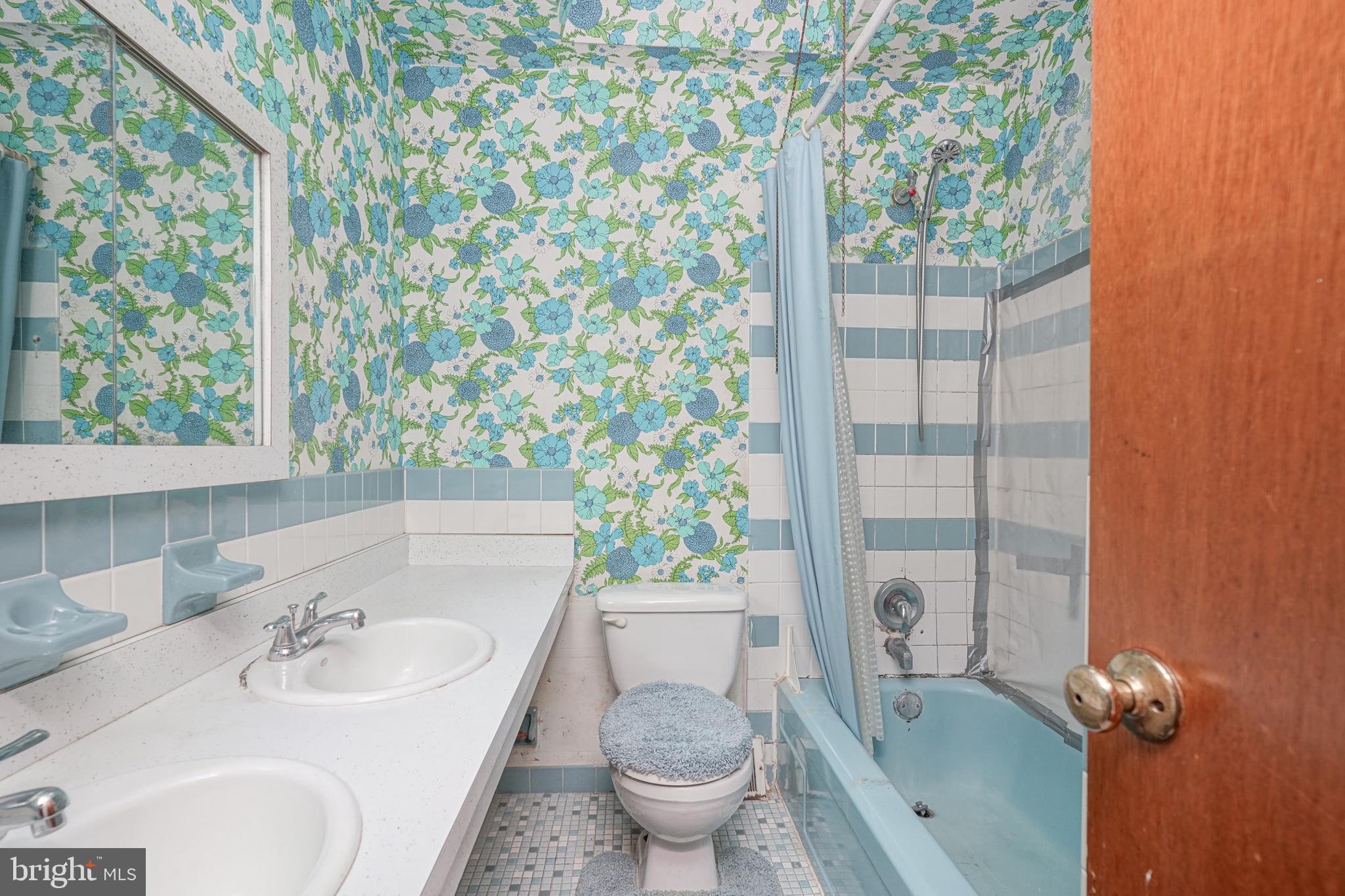 4653 PENNYPACK STREET