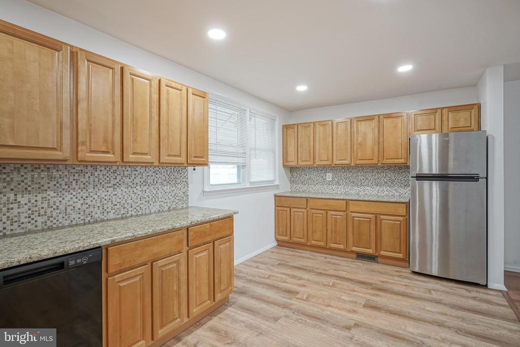 4653 PENNYPACK STREET