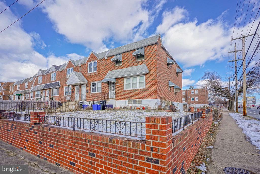 4653 PENNYPACK STREET