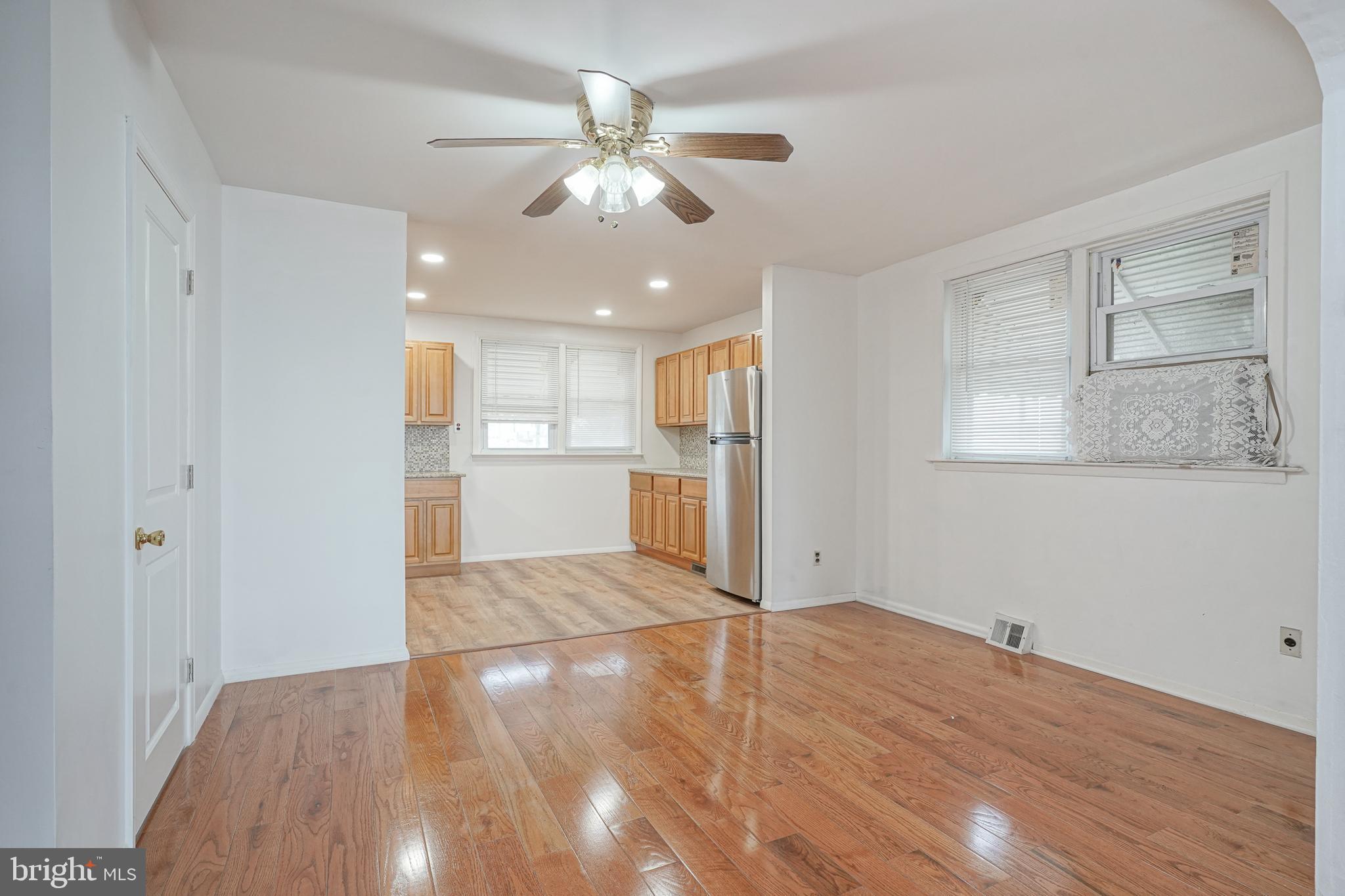 4653 PENNYPACK STREET