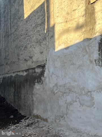 6015 LANSDOWNE AVENUE