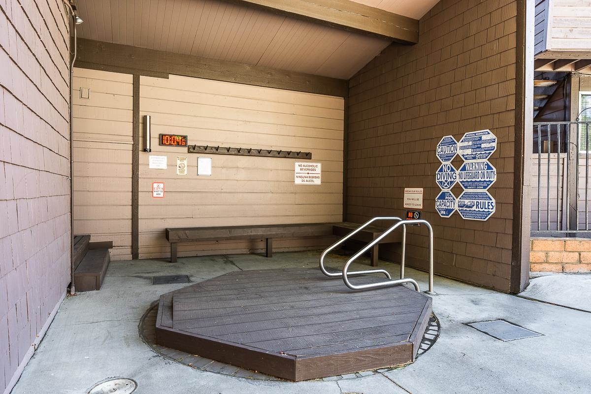 165 Old Mammoth Road #36 Unit: Sierra Manors #36