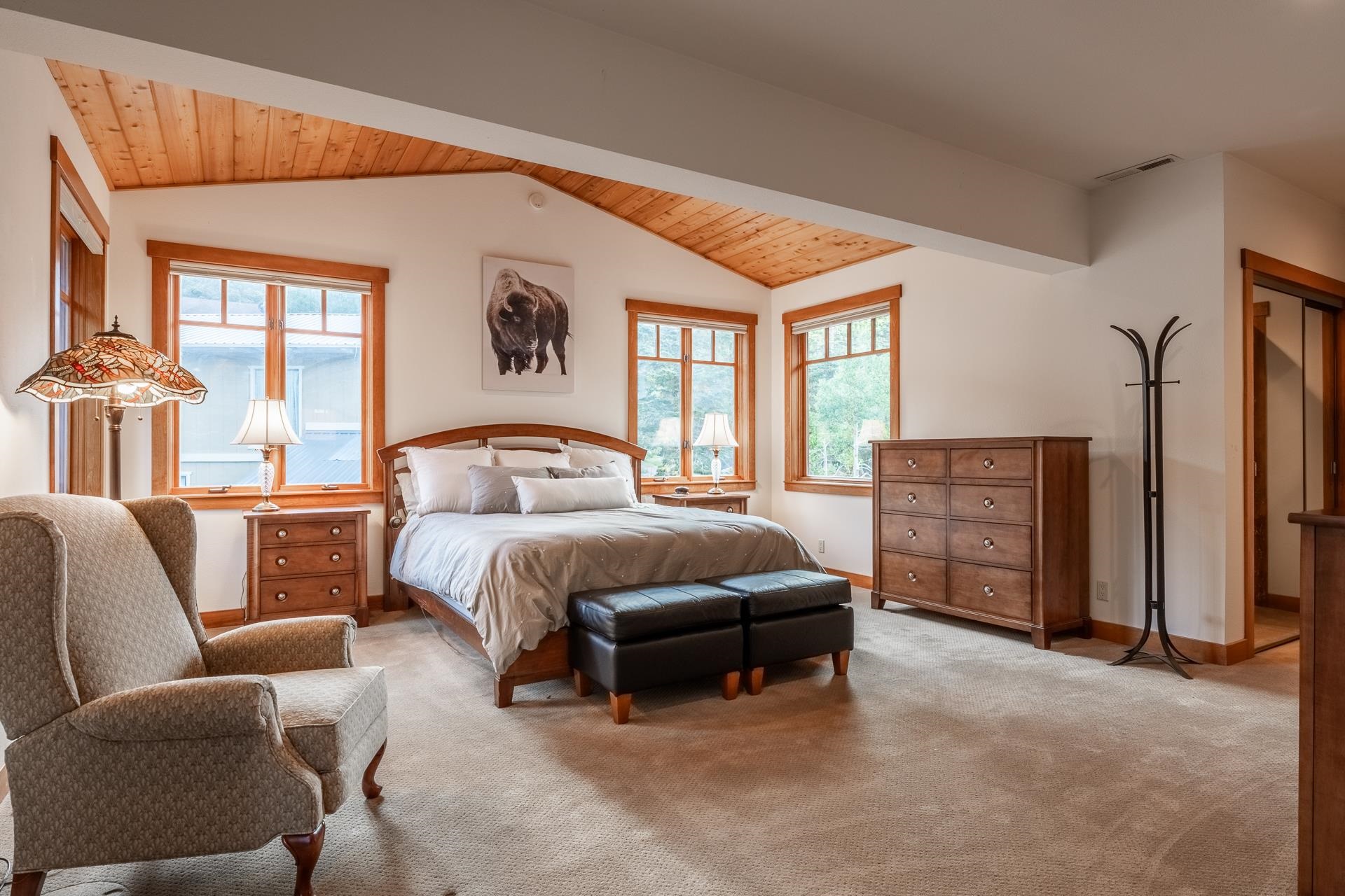 2507 Old Mammoth Road