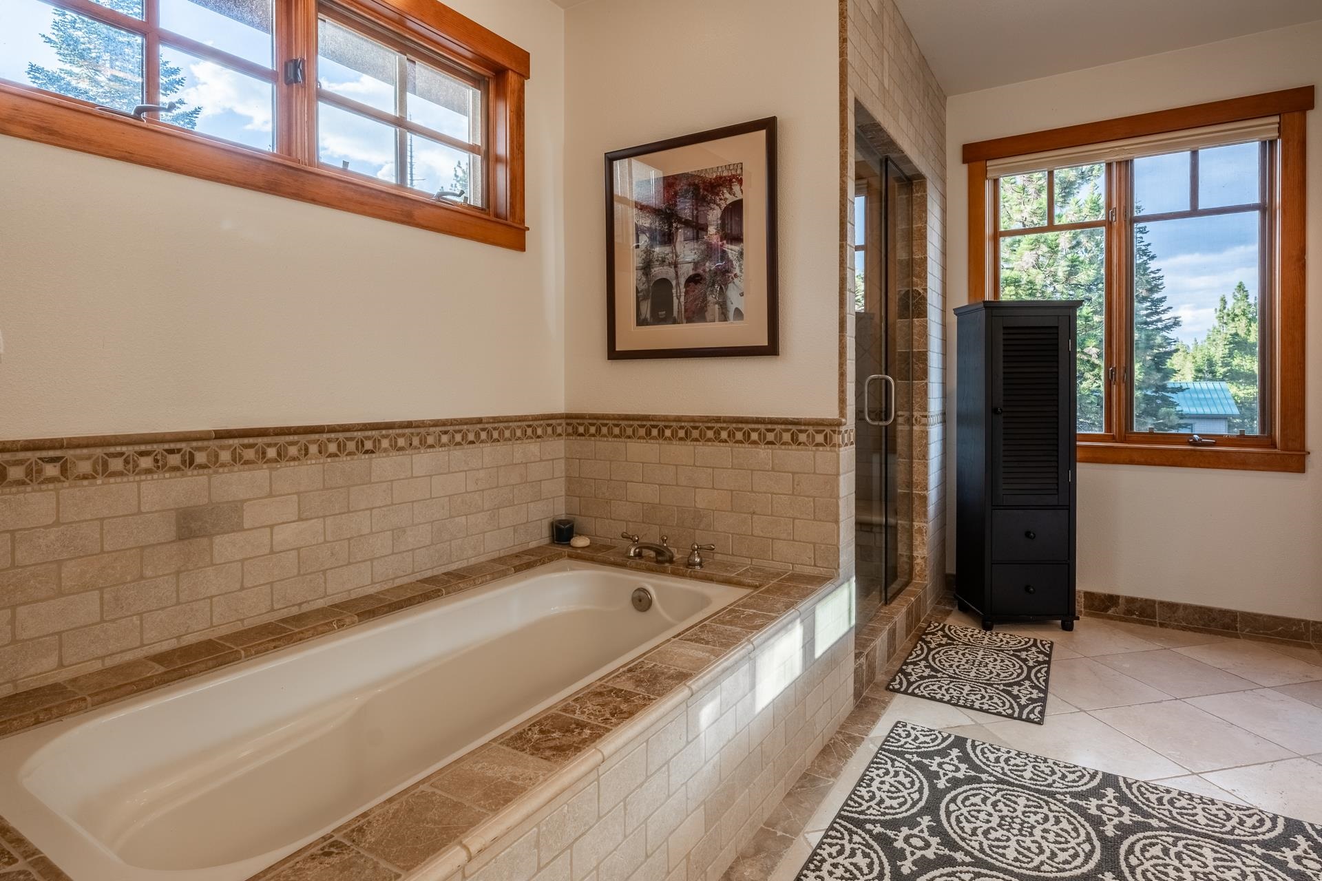 2507 Old Mammoth Road