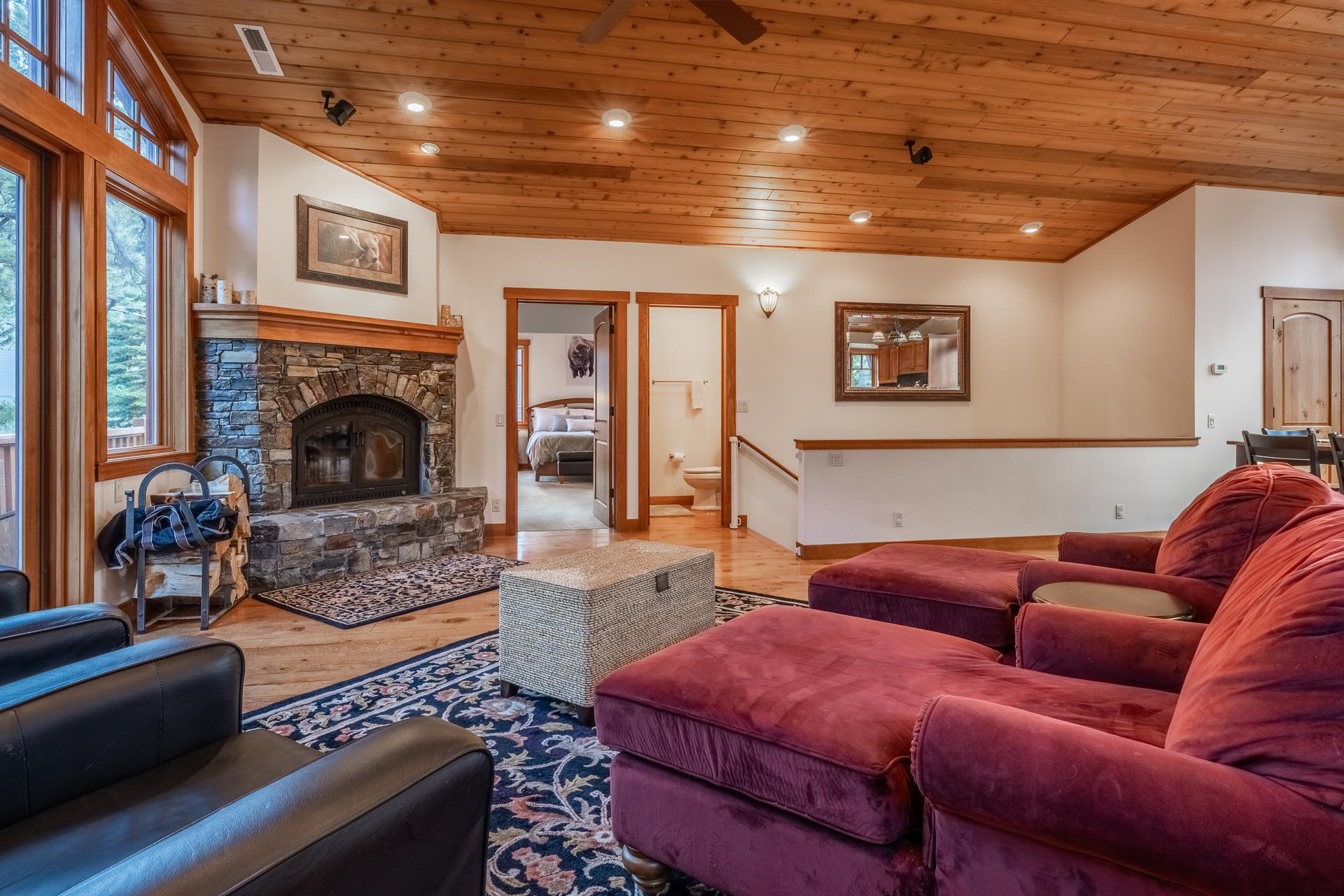 2507 Old Mammoth Road