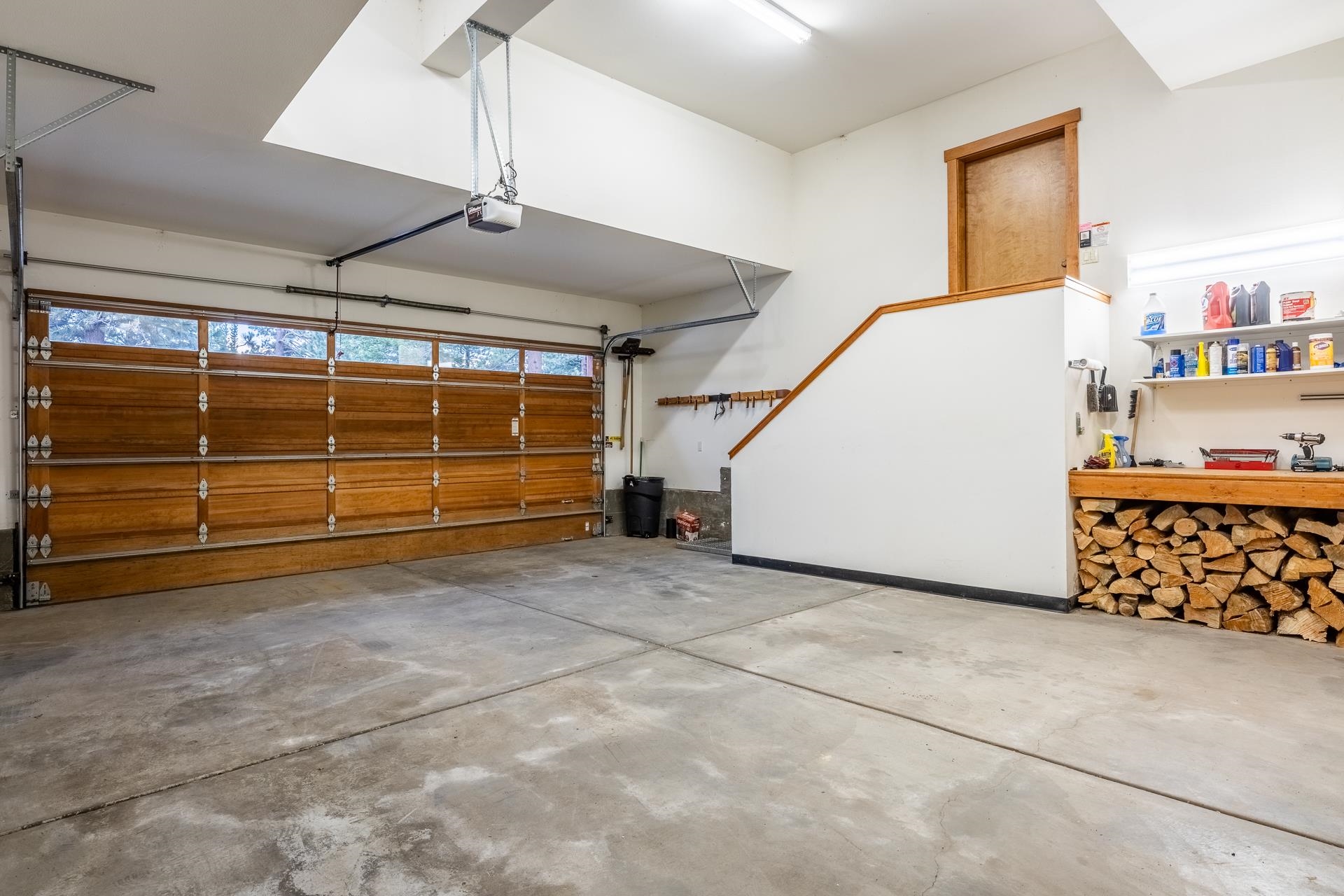 2507 Old Mammoth Road