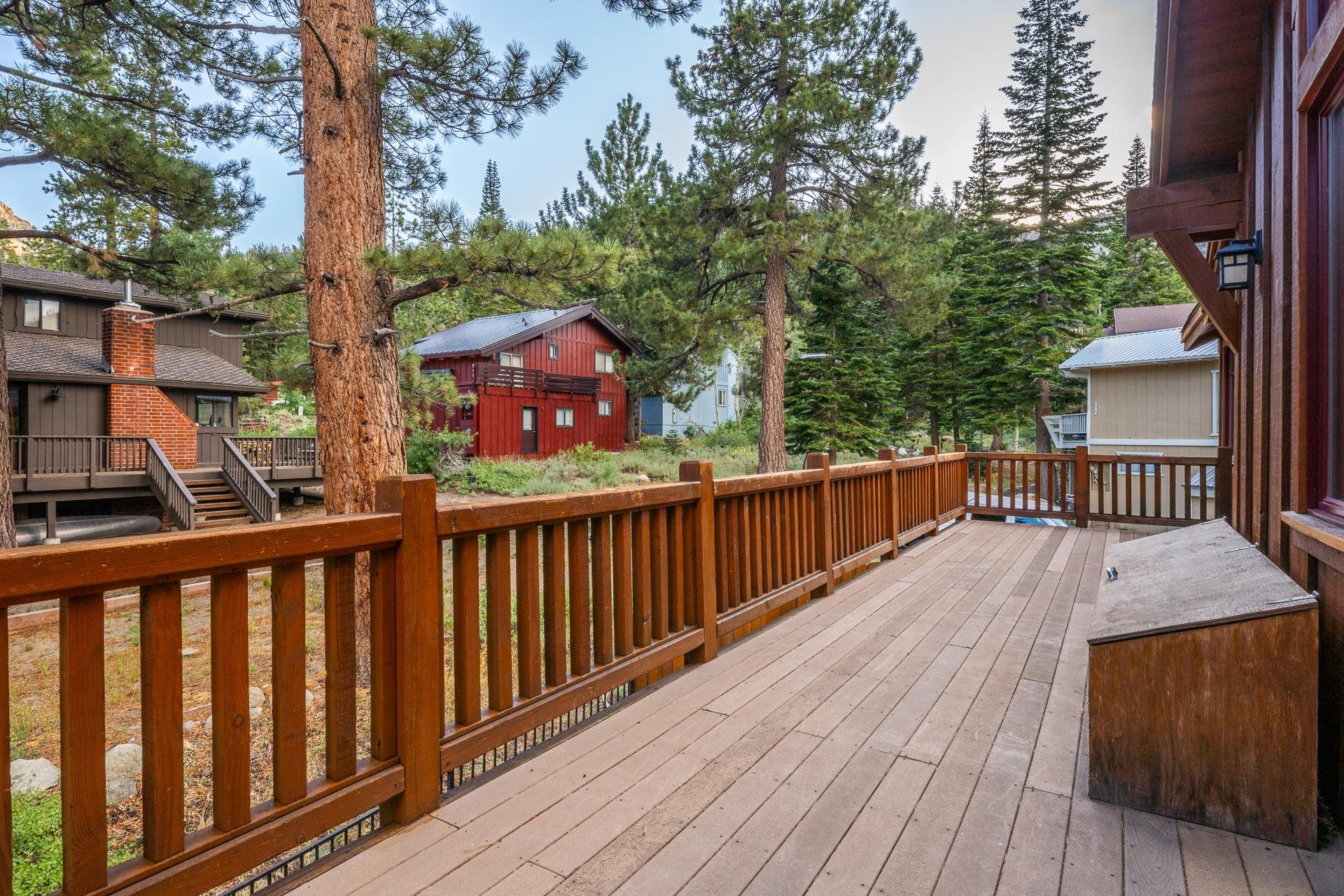 2507 Old Mammoth Road