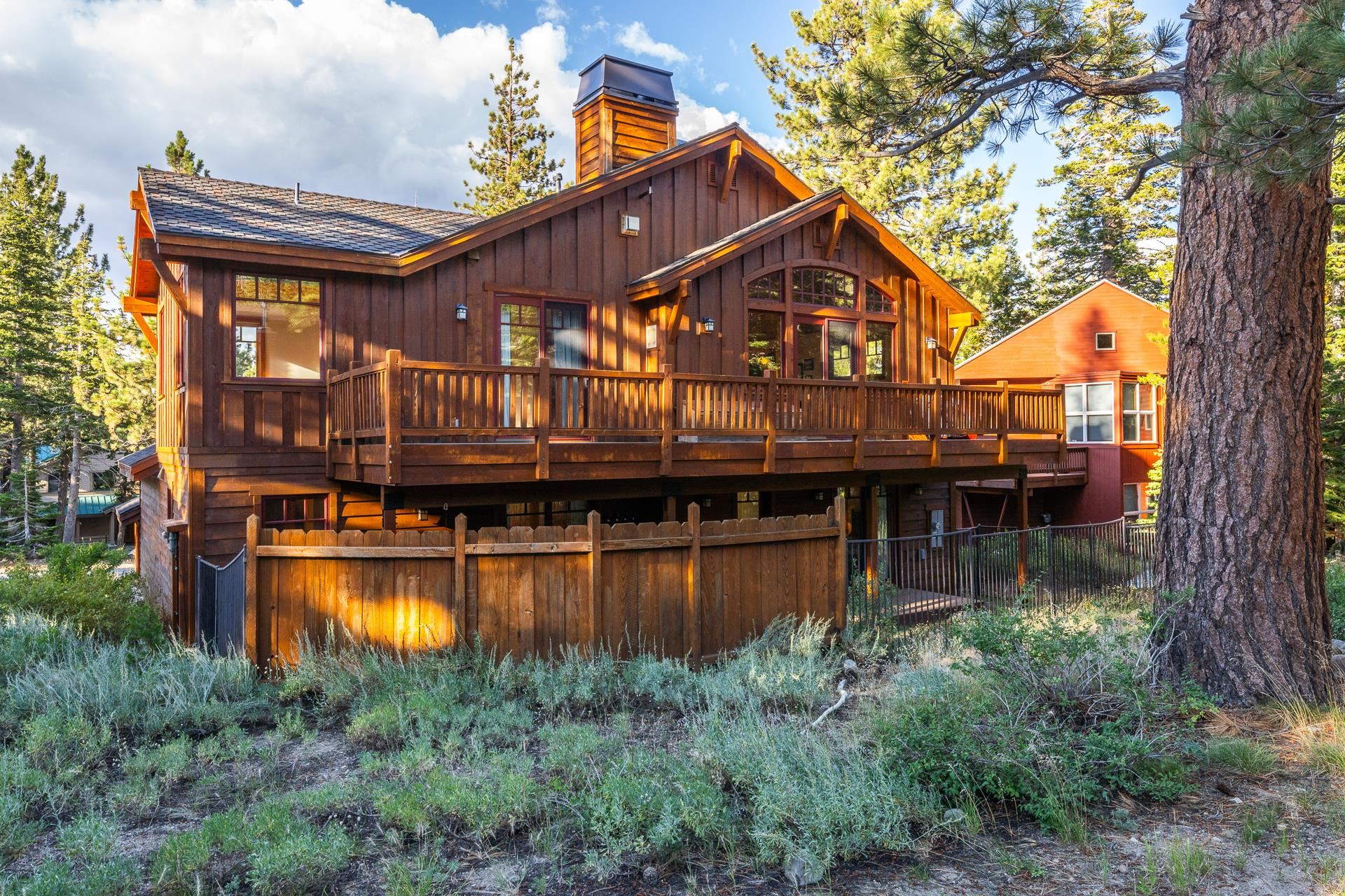 2507 Old Mammoth Road