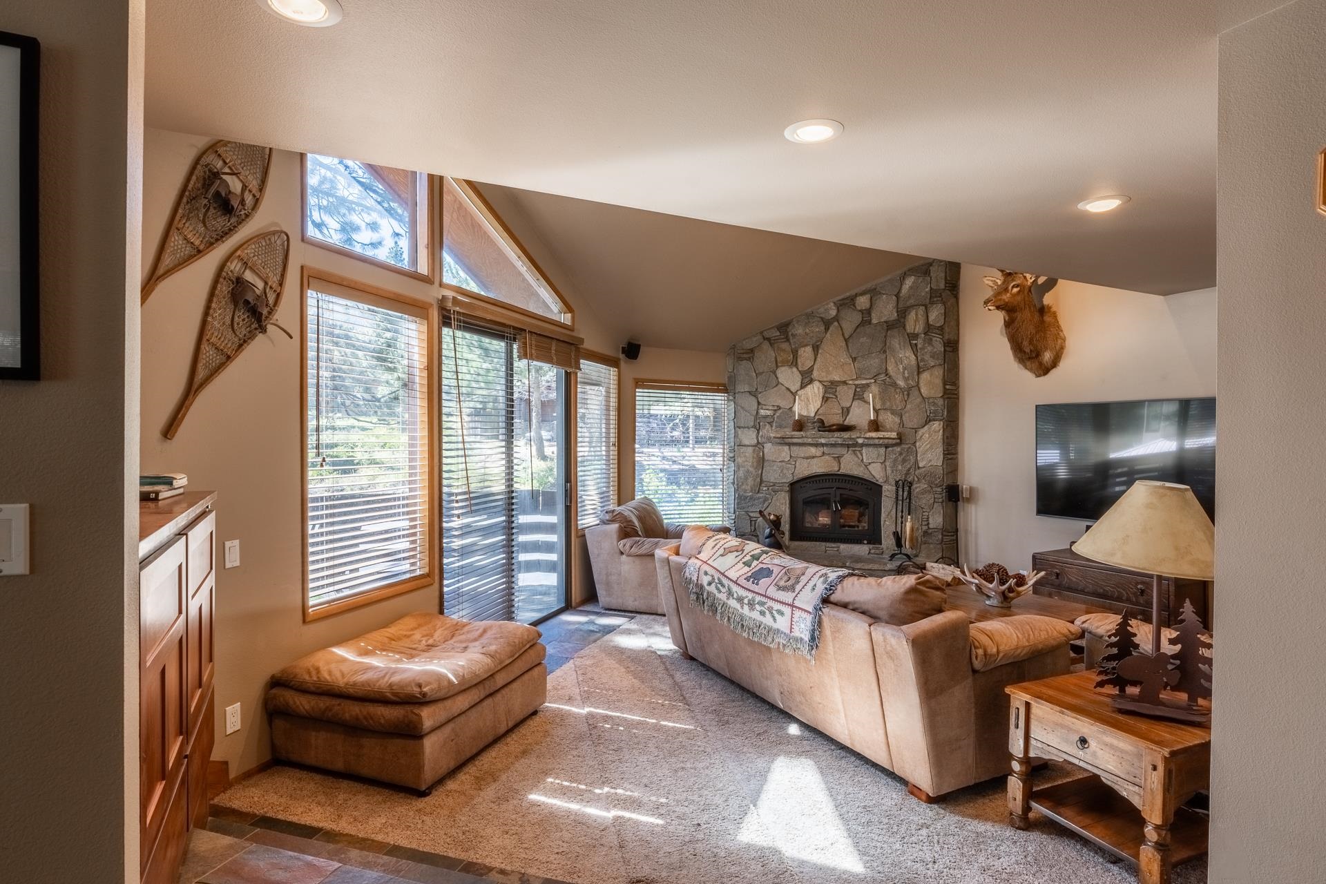 1232 Majestic Pines Unit Mammoth Vista I lot 81