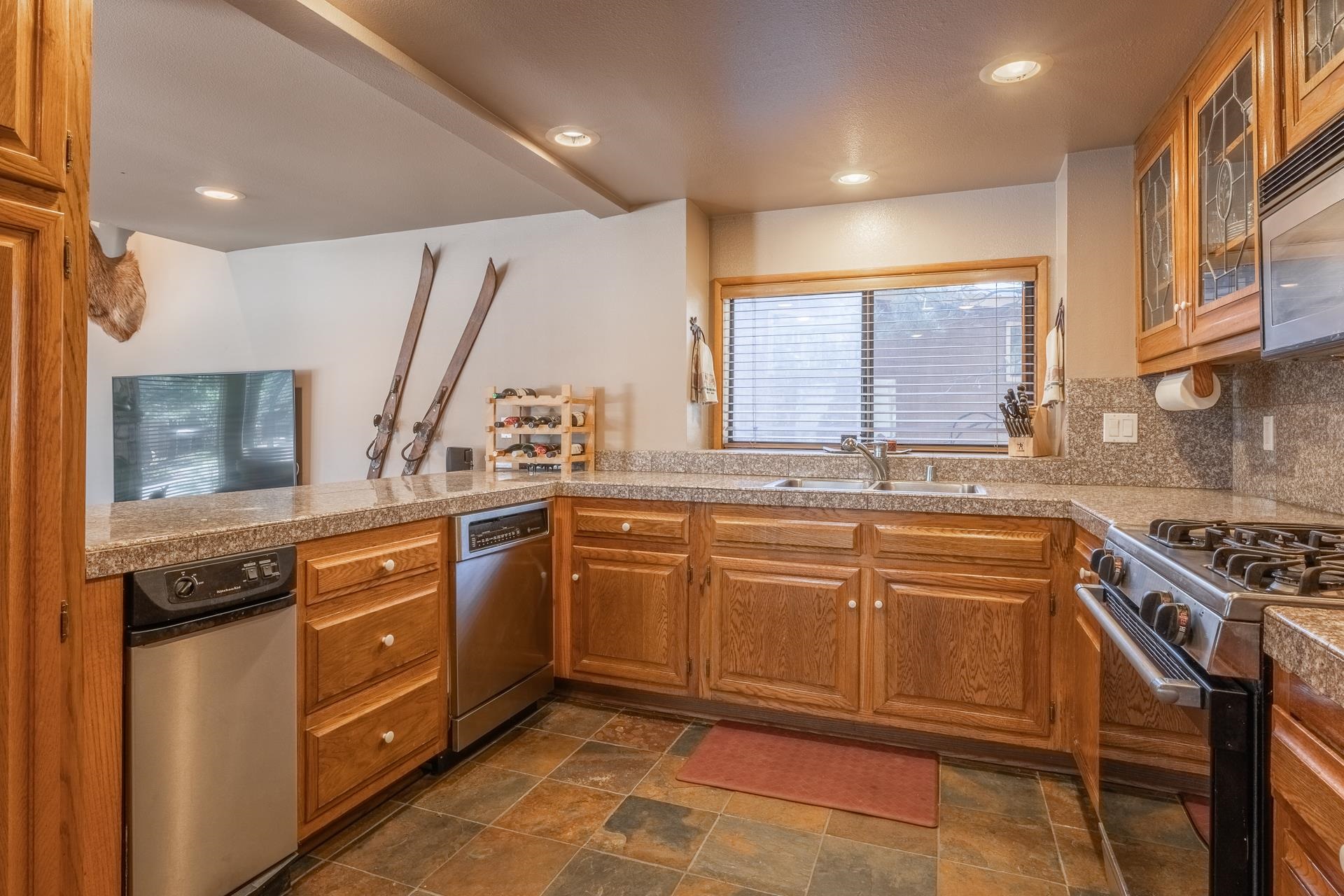 1232 Majestic Pines Unit Mammoth Vista I lot 81