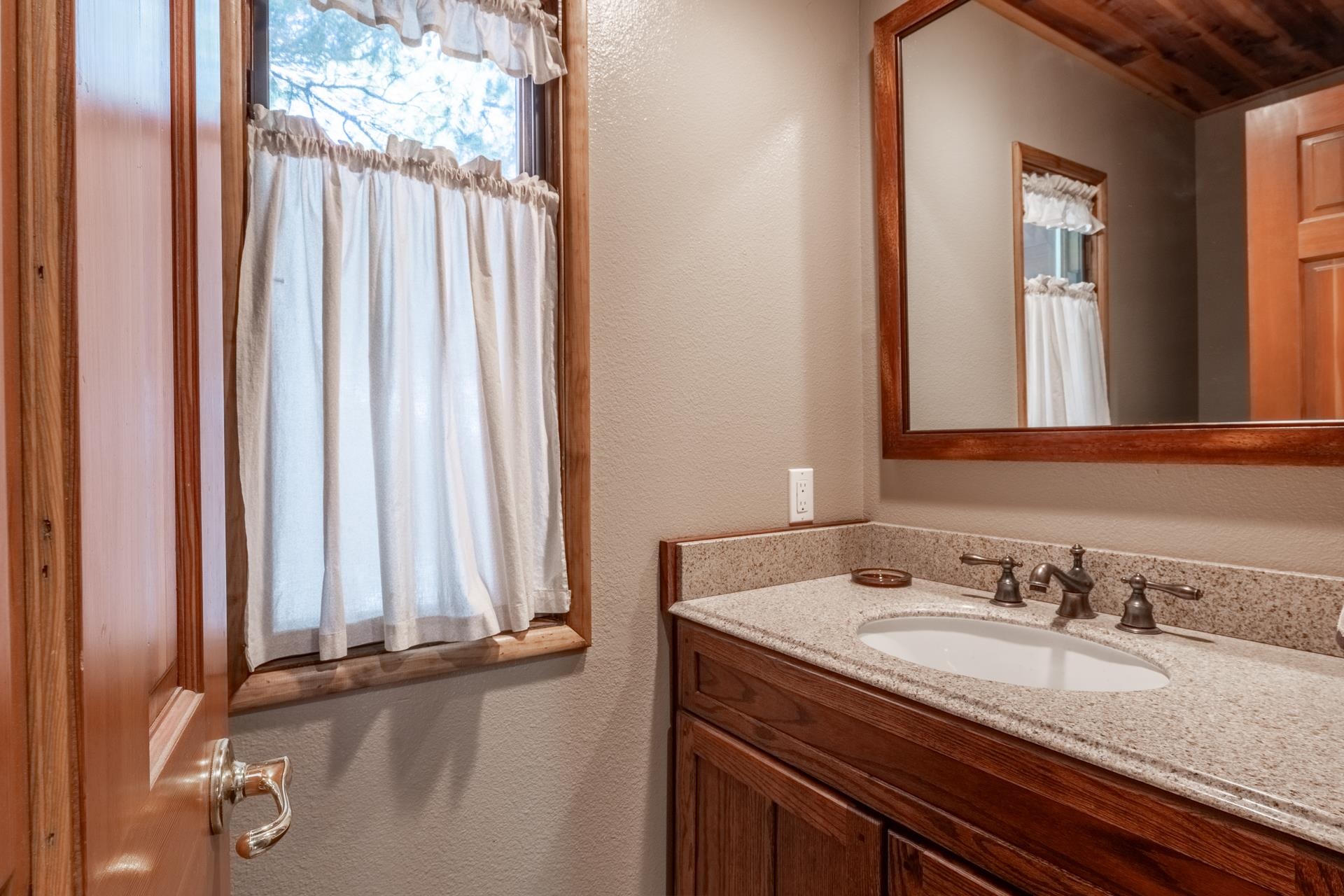 1232 Majestic Pines Unit Mammoth Vista I lot 81