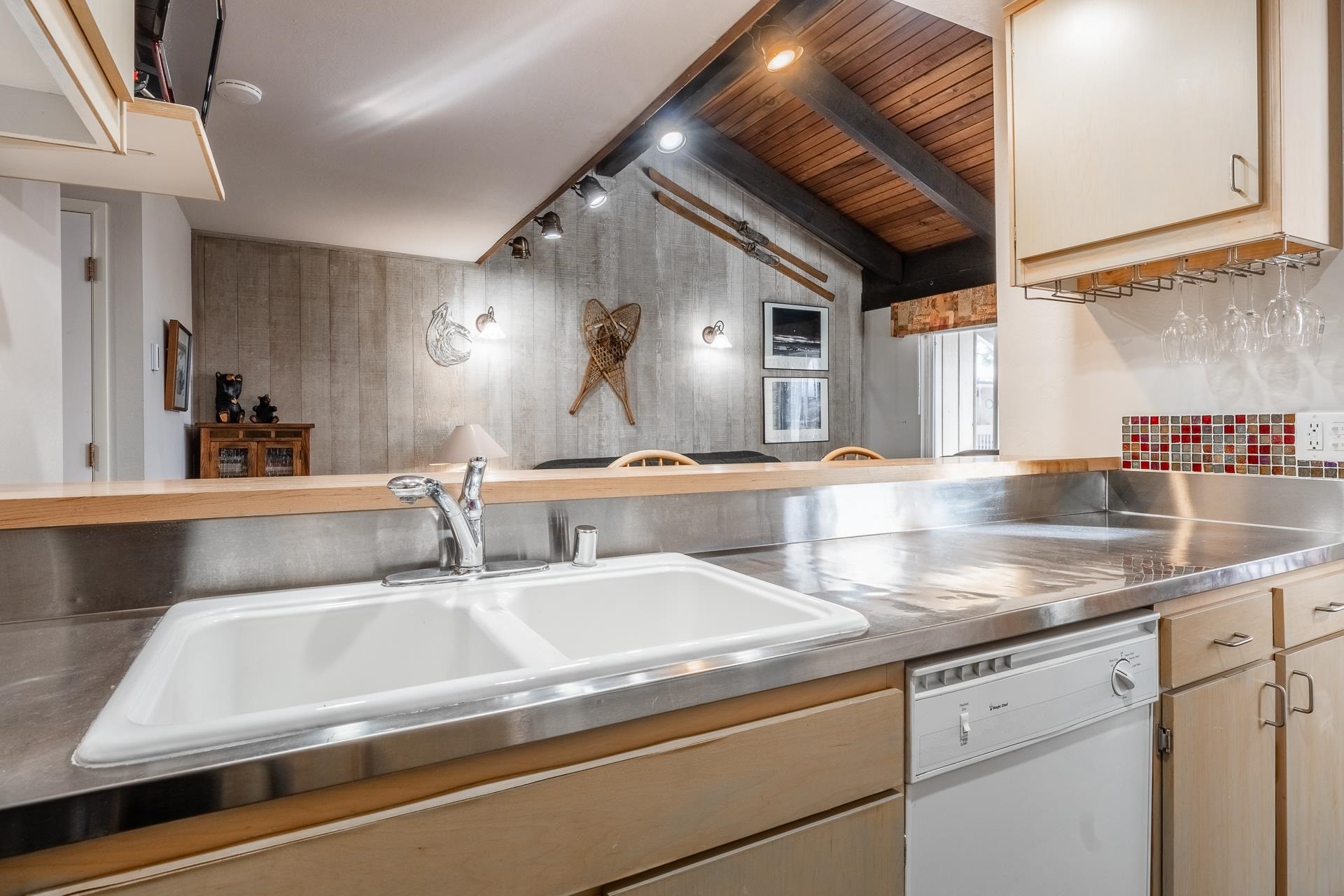 2113 Meridian Boulevard Unit: Horizons IV #128