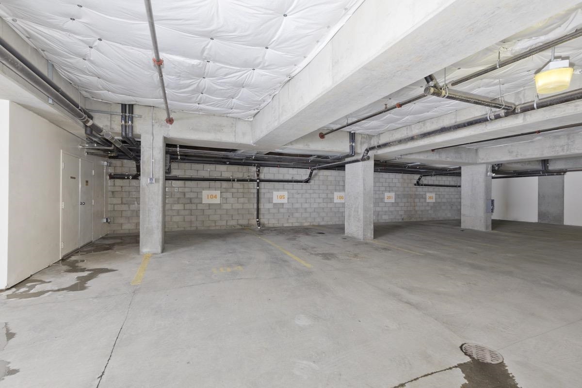 1500 Lodestar #104 Drive Unit: Mammoth Green #104