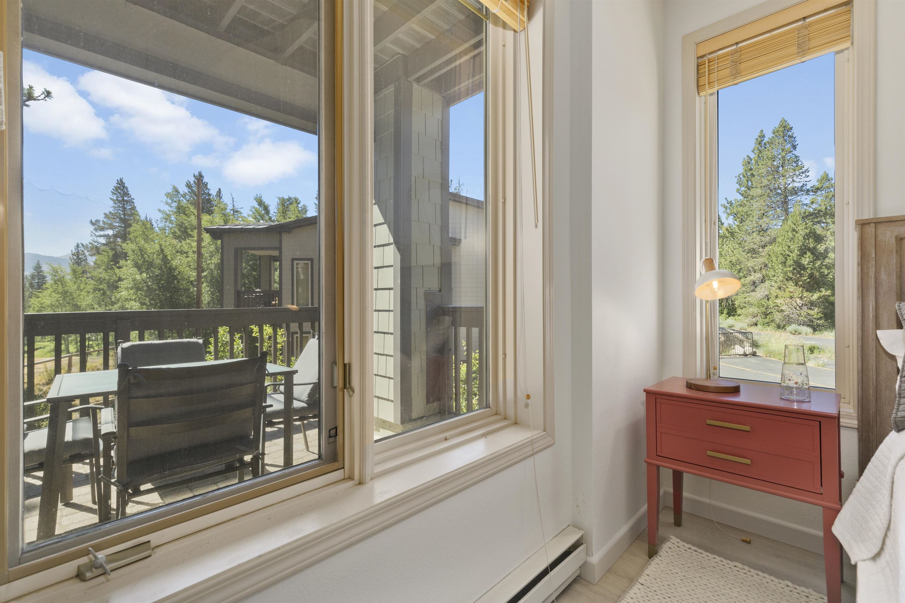 1500 Lodestar #104 Drive Unit: Mammoth Green #104