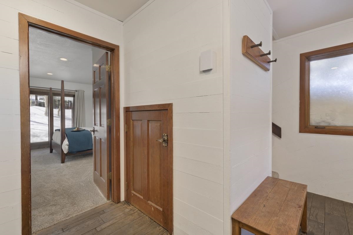 143 Lakeview Blvd #9 (Door 16)