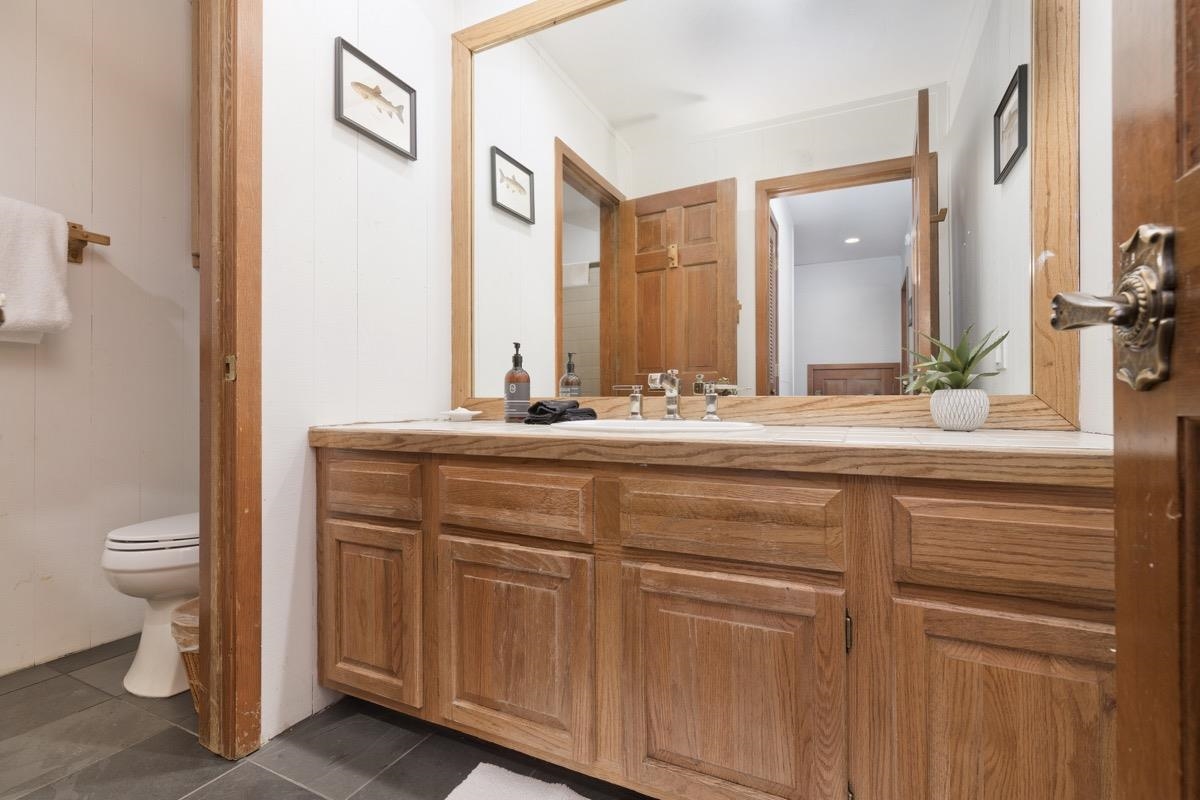 143 Lakeview Blvd #9 (Door 16)