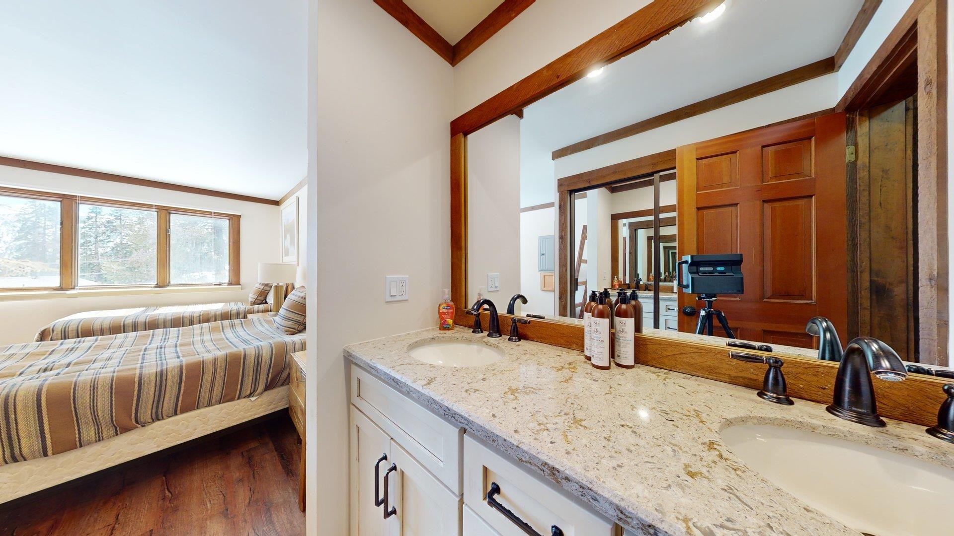 435 Lakeview Blvd. #90 Unit: Mountainback #90