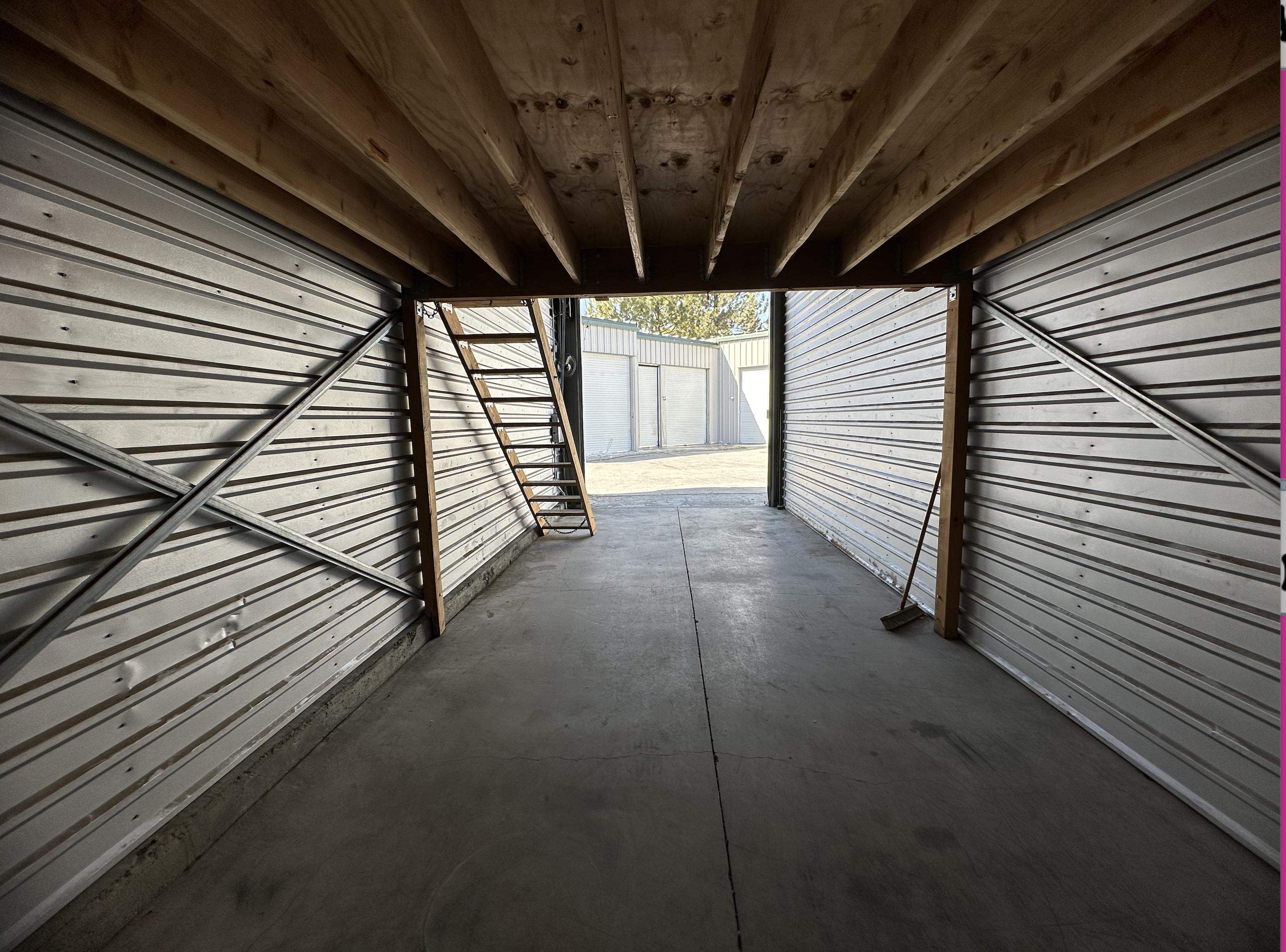 484 Commerce Circle #6