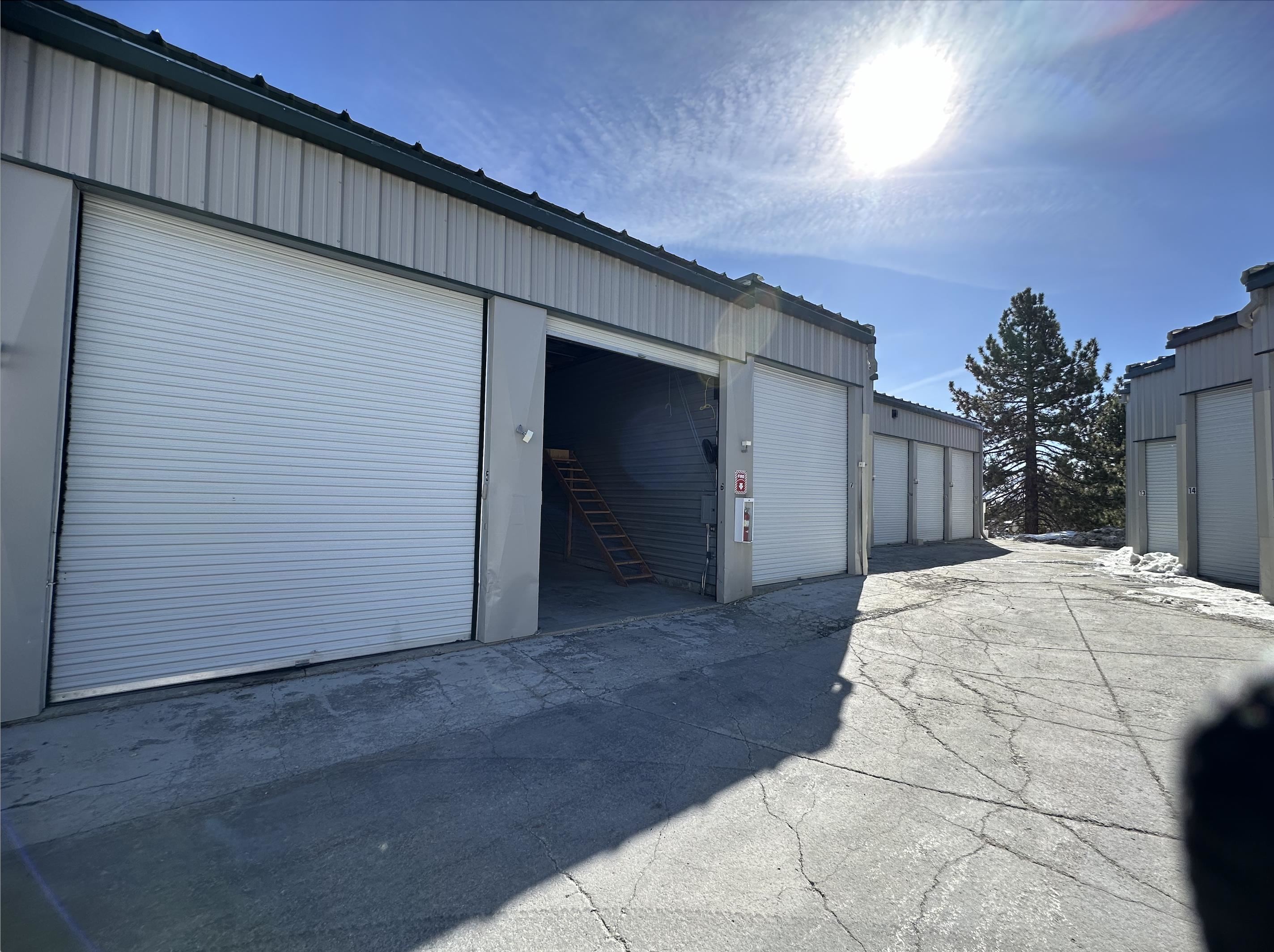 484 Commerce Circle #6