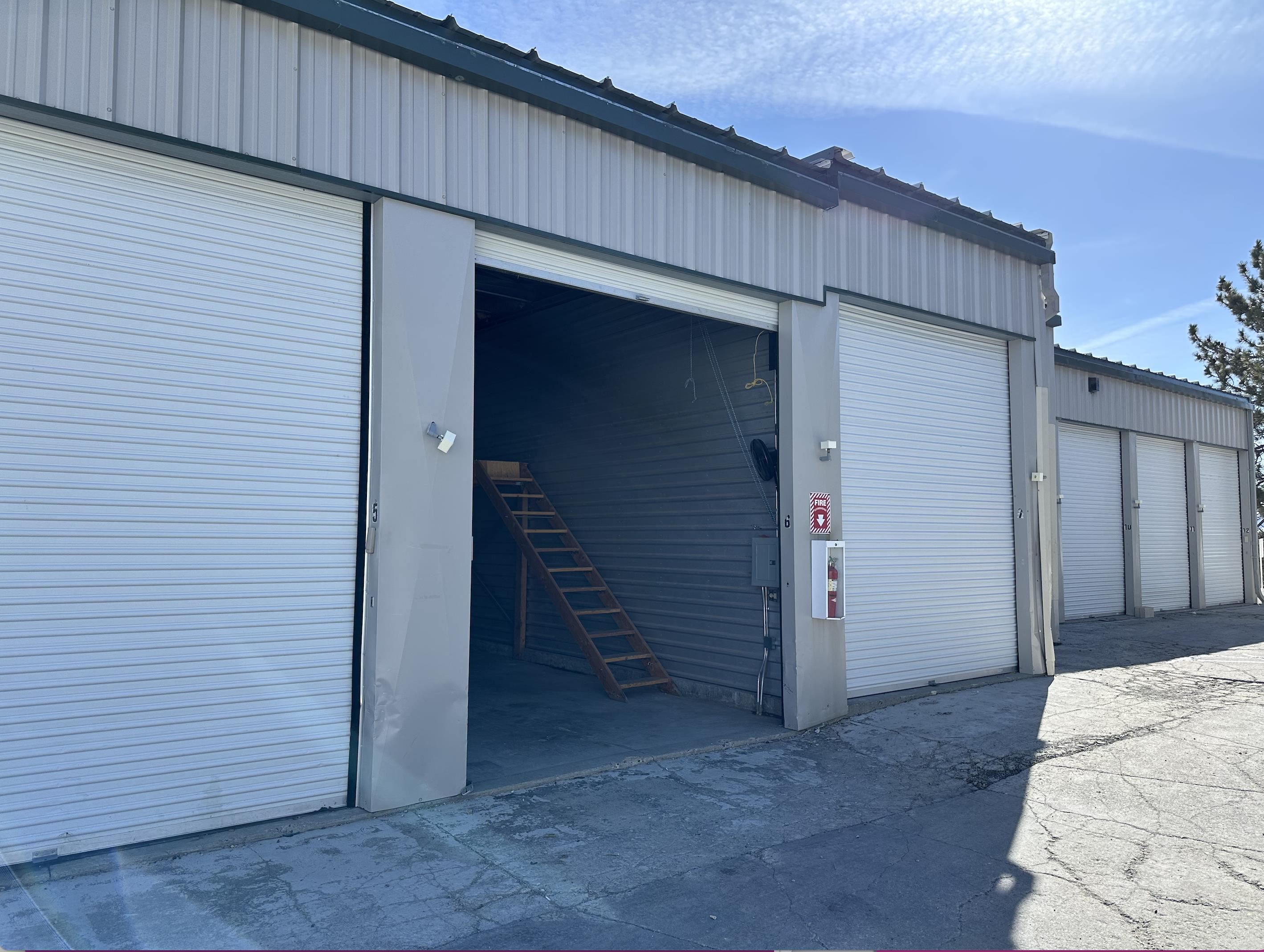 484 Commerce Circle #6