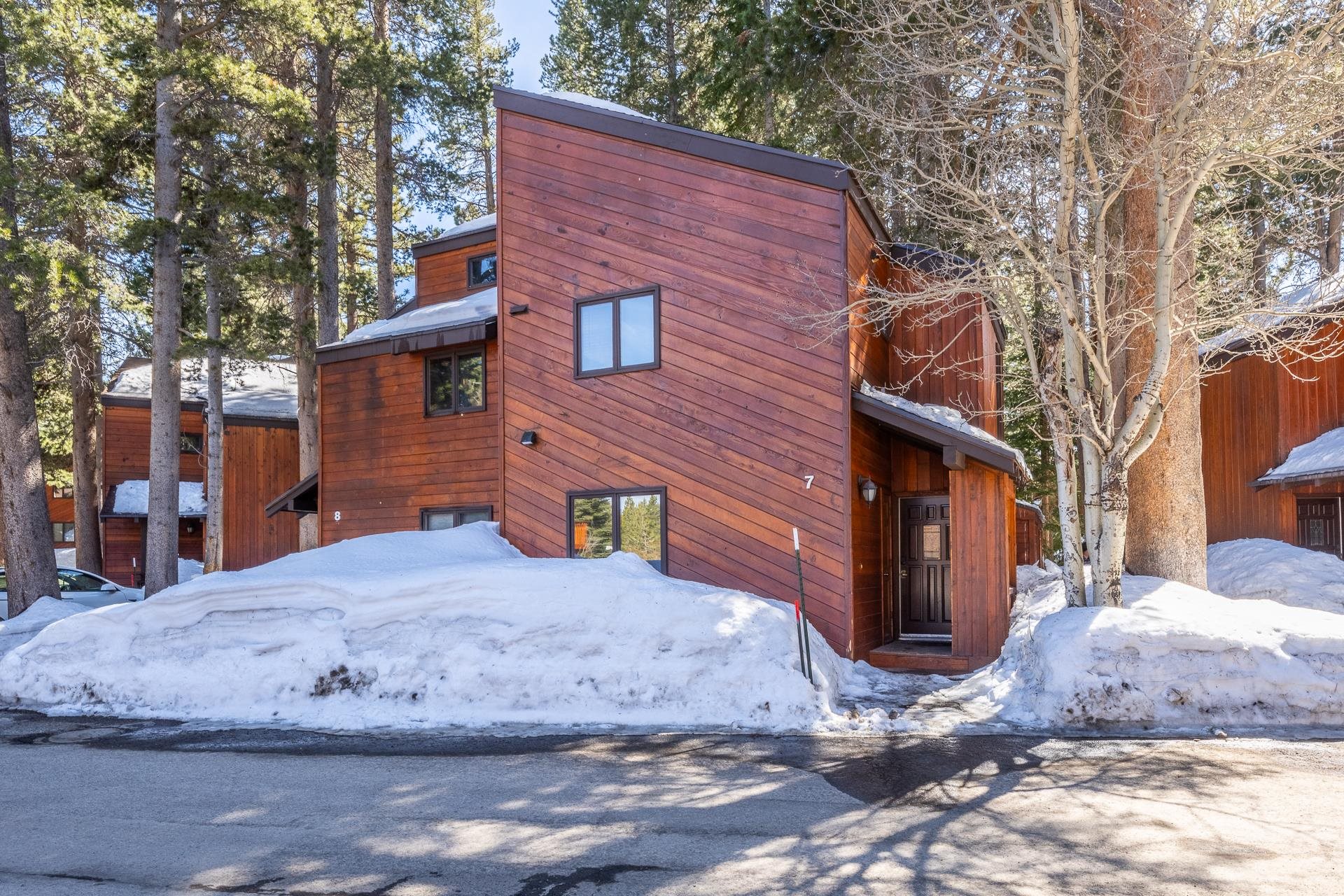 3005 Meridian Boulevard Unit: Meadowridge #7