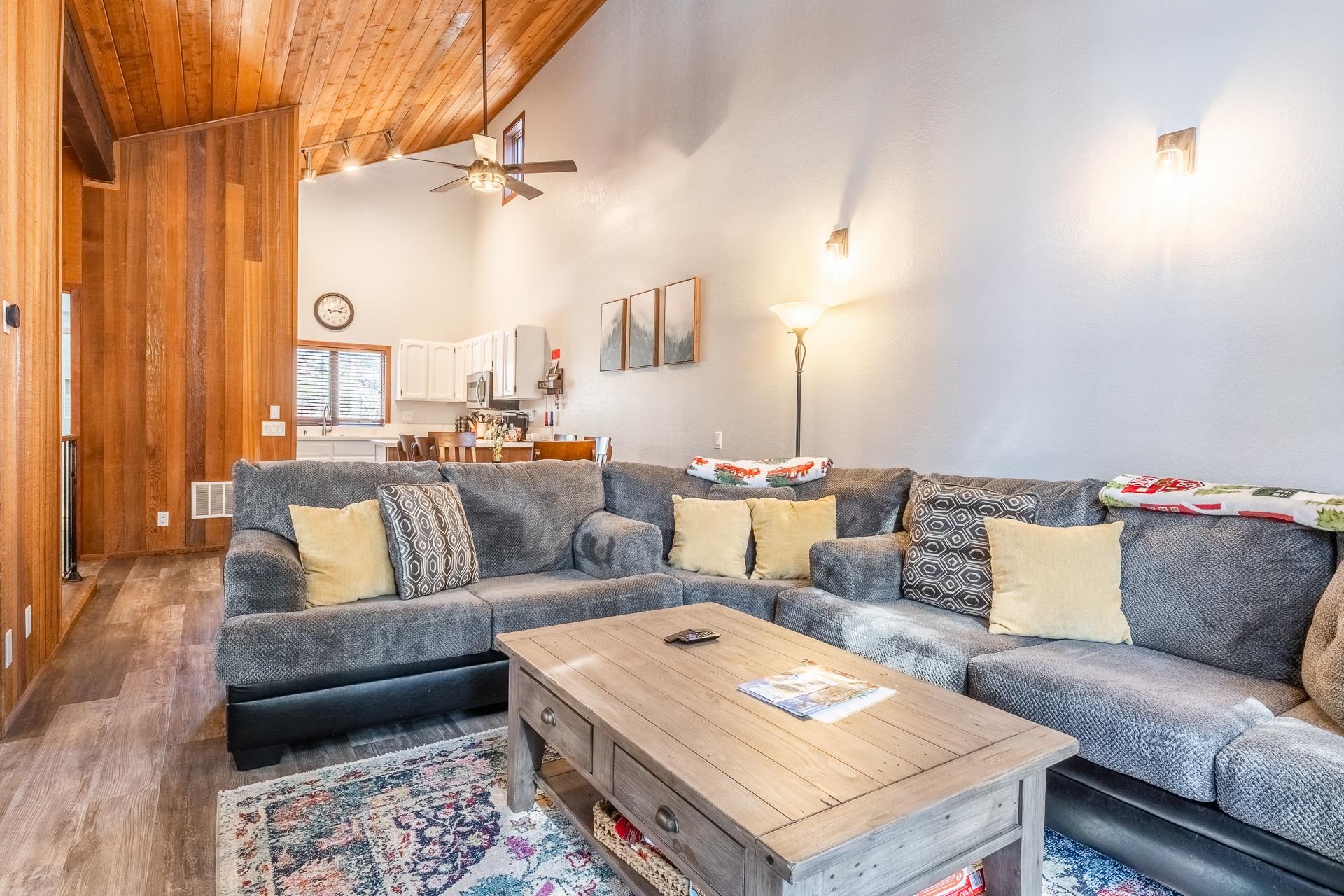 3005 Meridian Boulevard Unit: Meadowridge #7