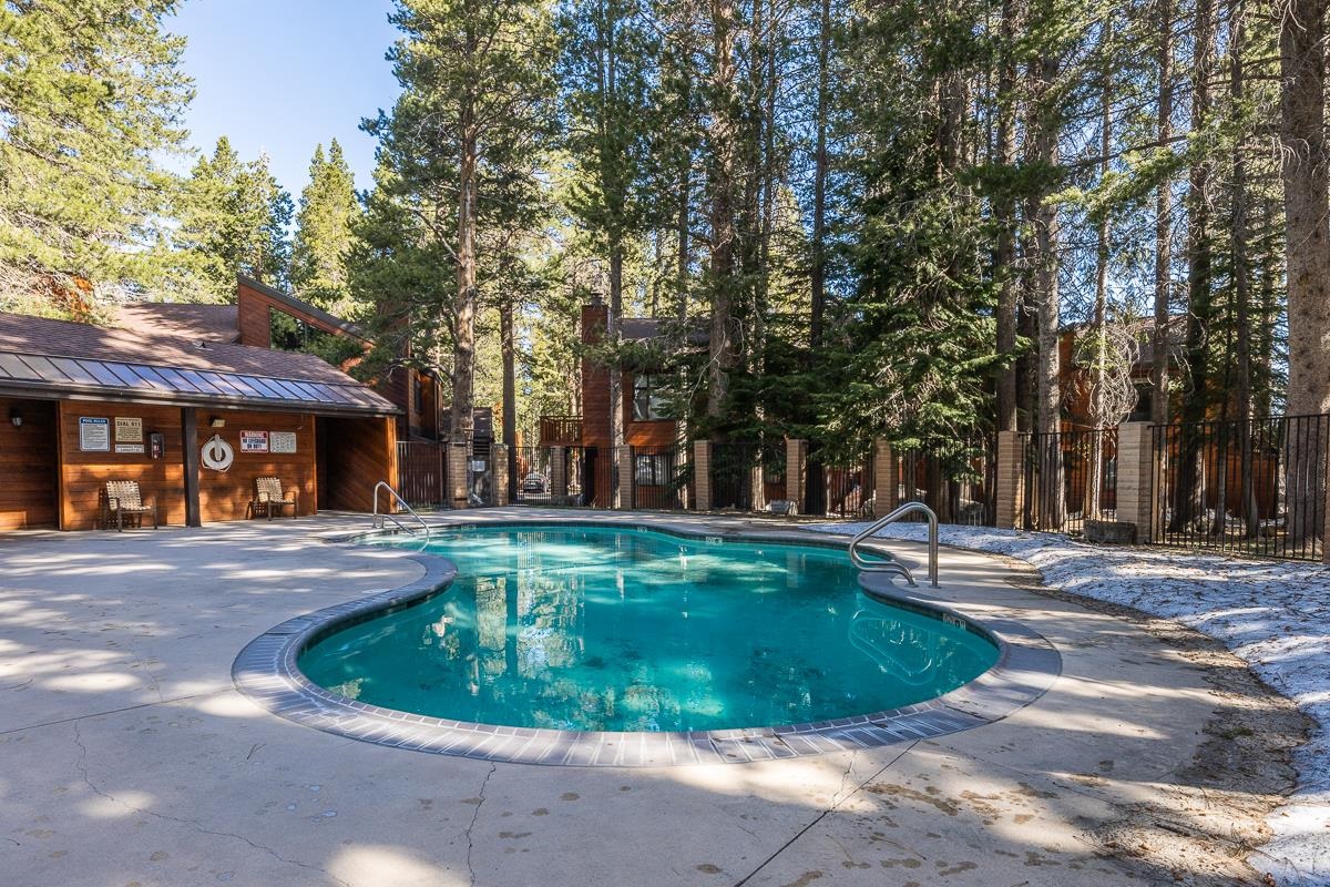 3005 Meridian Boulevard Unit: Meadowridge #7