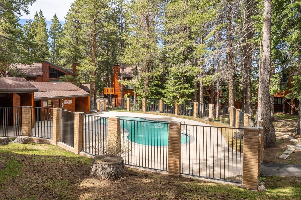 3005 Meridian Boulevard Unit: Meadowridge #7