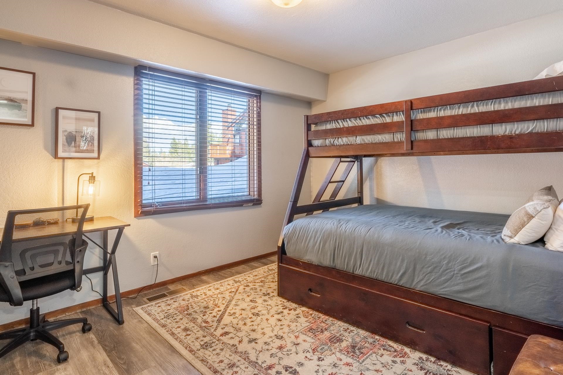 3005 Meridian Boulevard Unit: Meadowridge #7