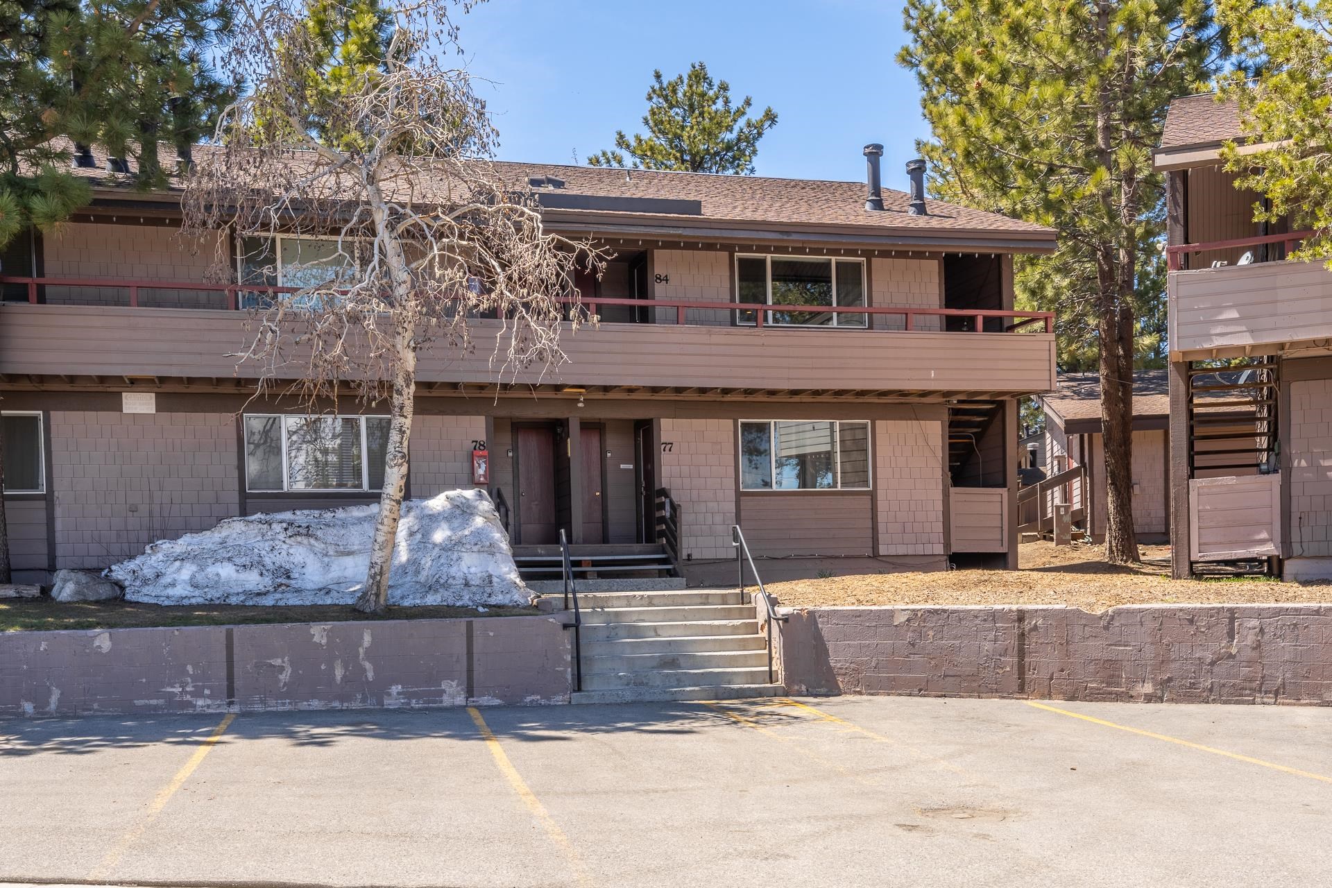 165 Old Mammoth Road Unit: 84