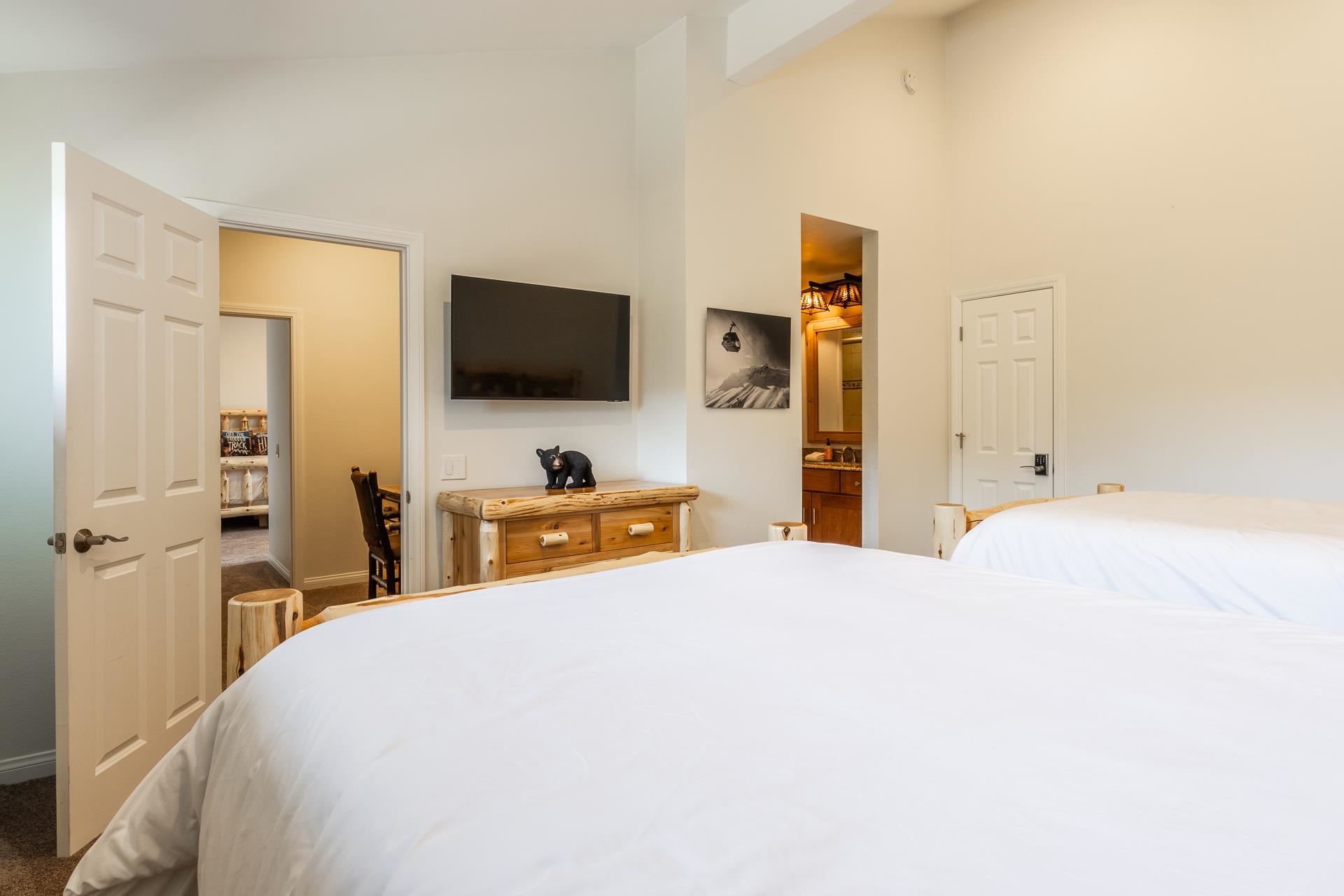 3253 Meridian Boulevard Unit: Summit Grand 60