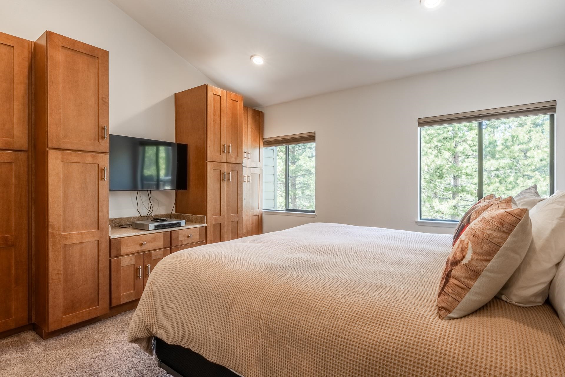 3253 Meridian Boulevard Unit: Summit Grand 60