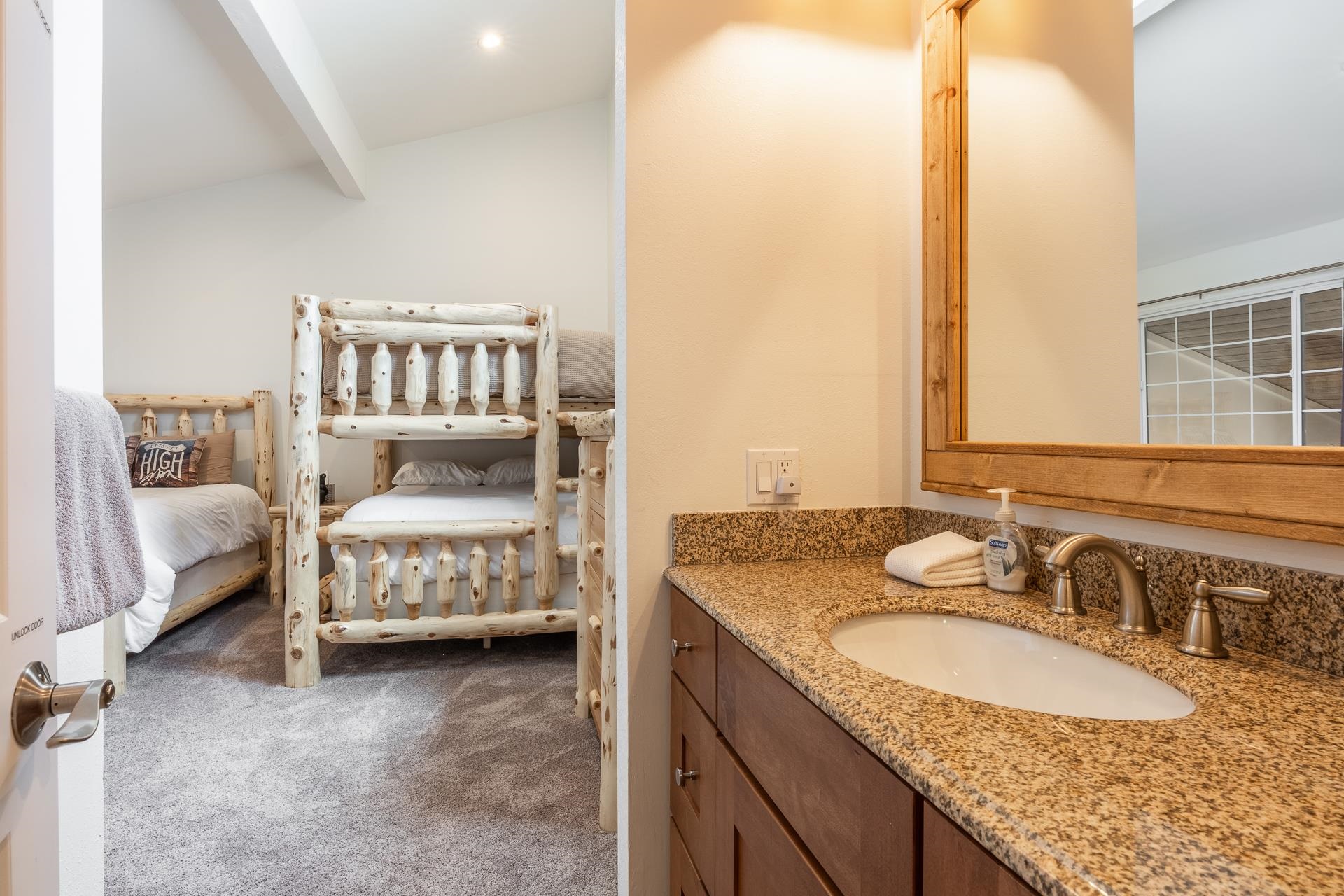 3253 Meridian Boulevard Unit: Summit Grand 60