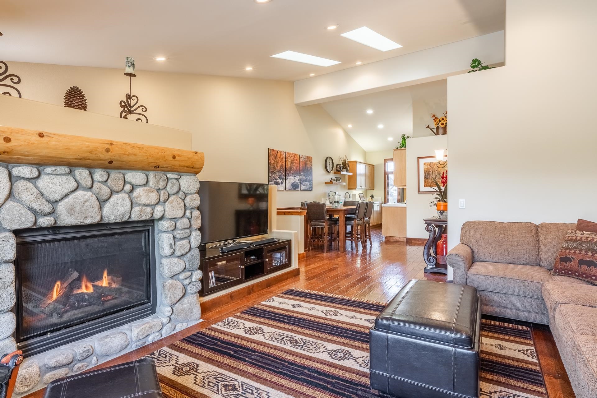 958 Fairway Circle