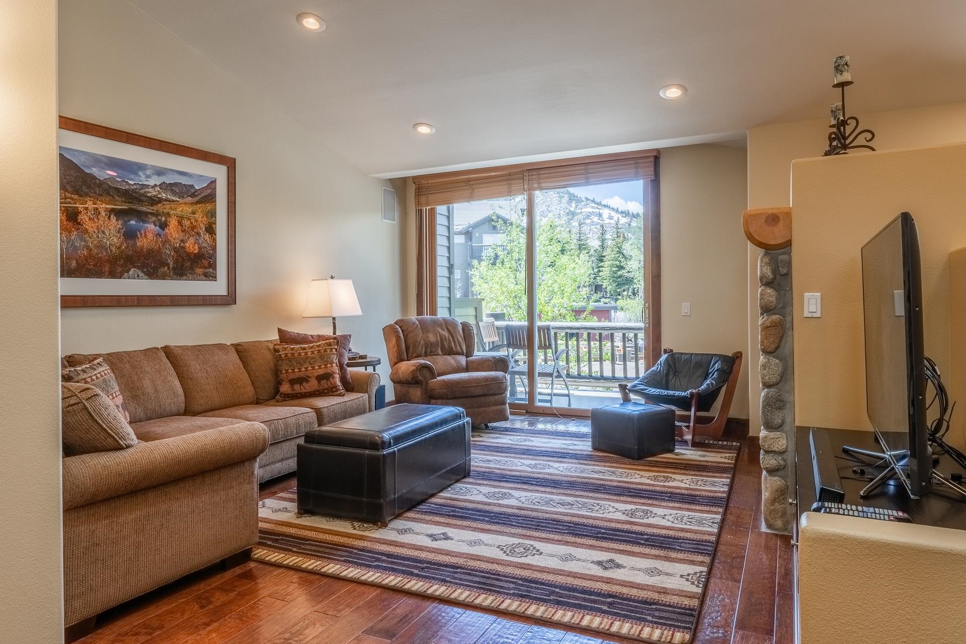 958 Fairway Circle