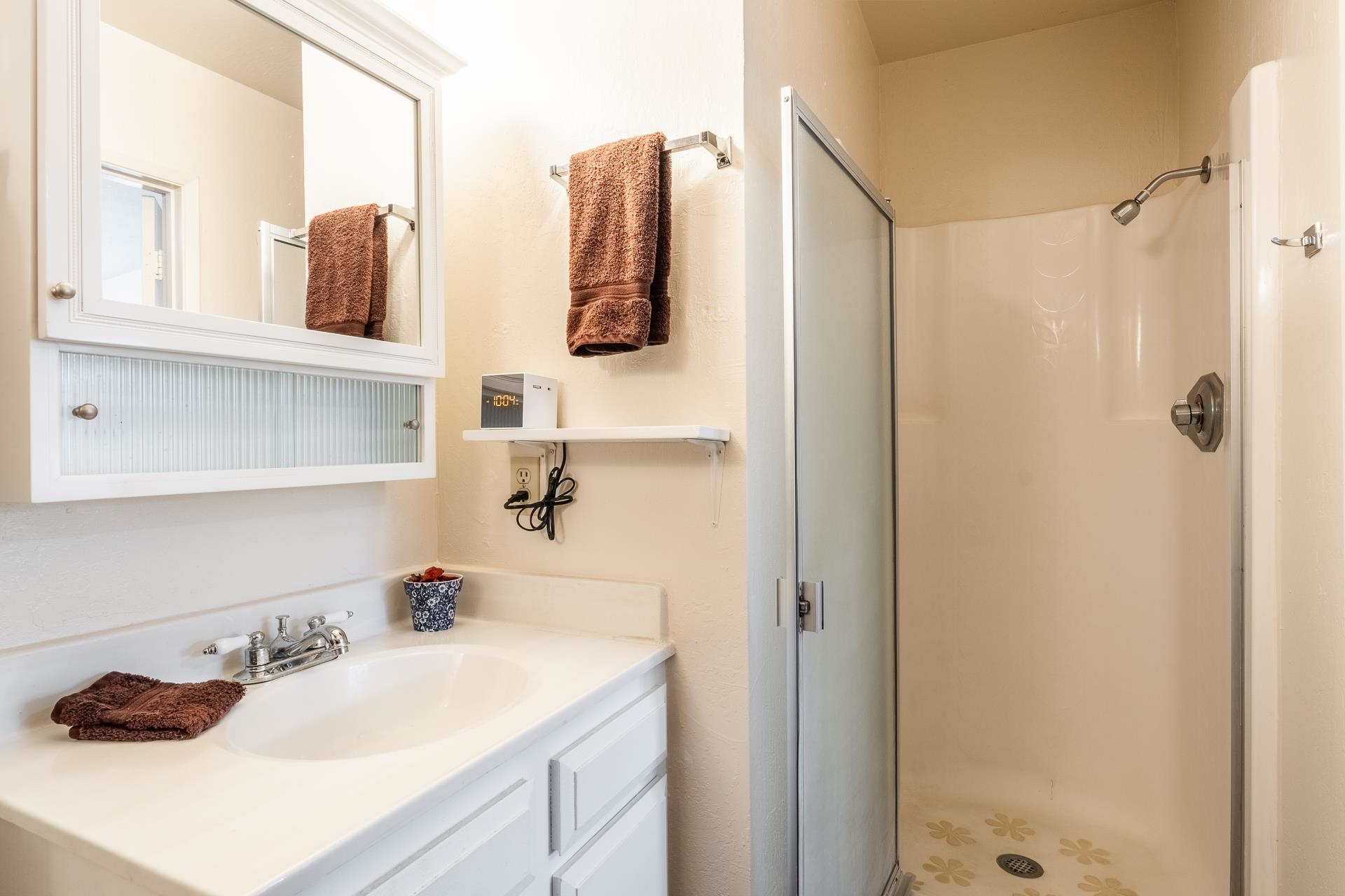 56 Davison Rd Road Unit: 117