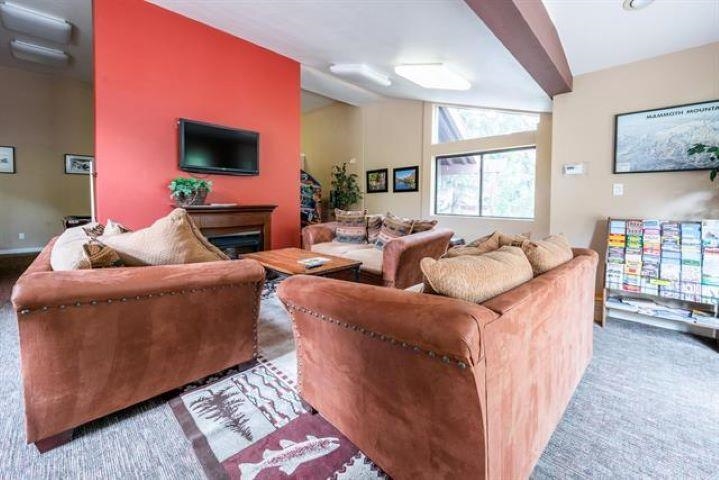 248 Mammoth Slopes Unit: Mammoth Ski and Racquet  #A7-5